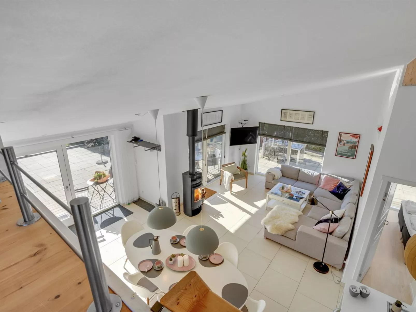 "Biorn" - 70m from the sea-Inside