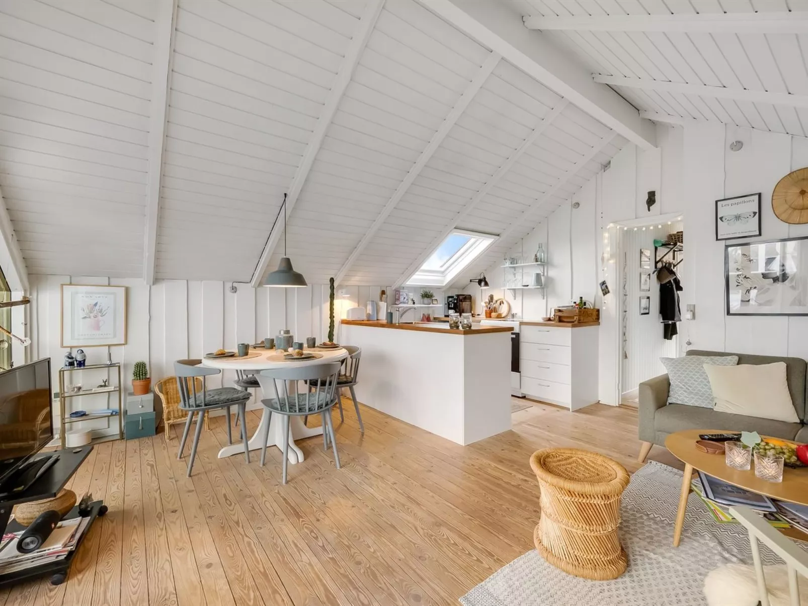 "Kamile" - 400m from the sea-Inside