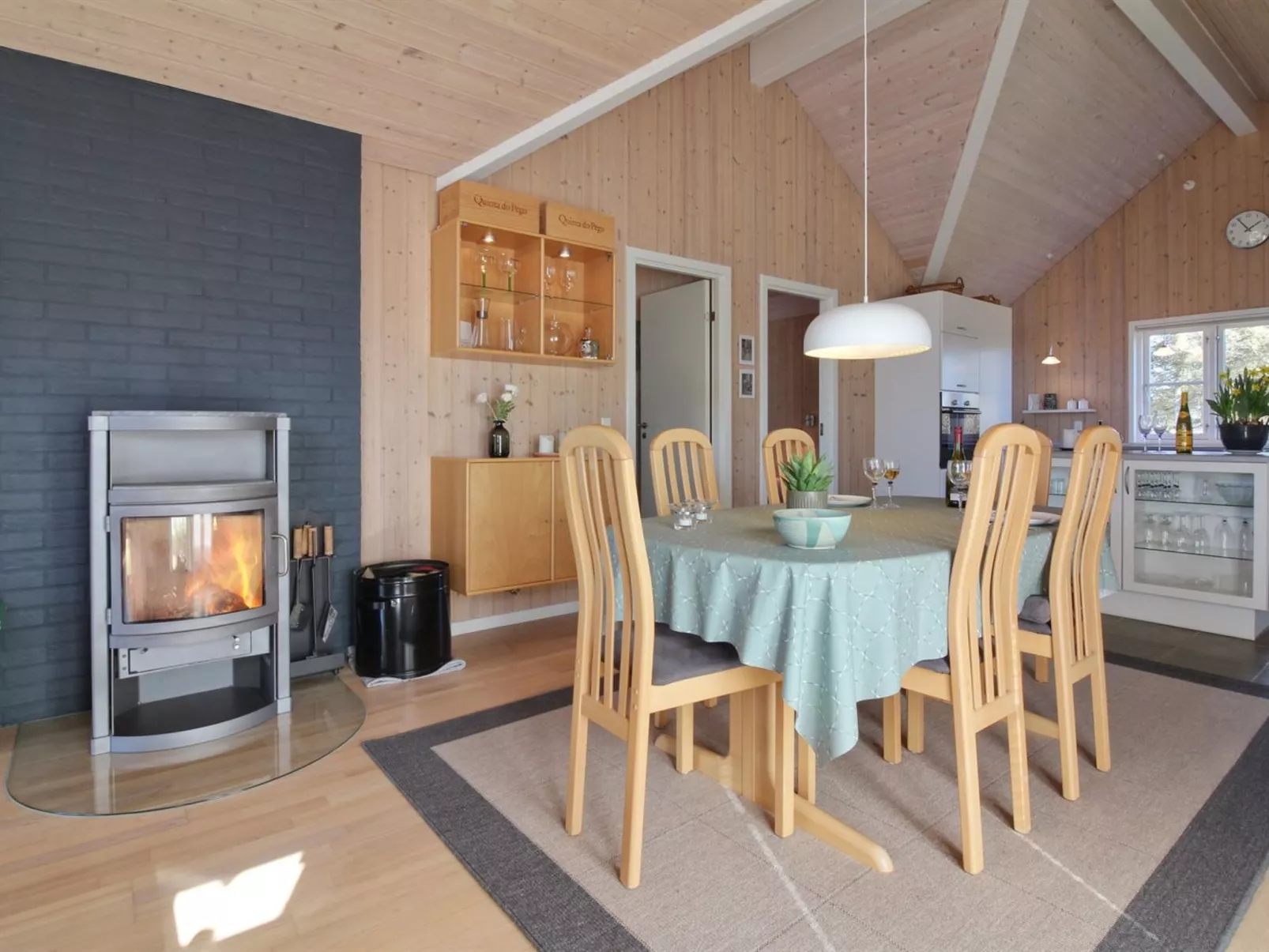 "Tilda" - 275m from the sea-Inside