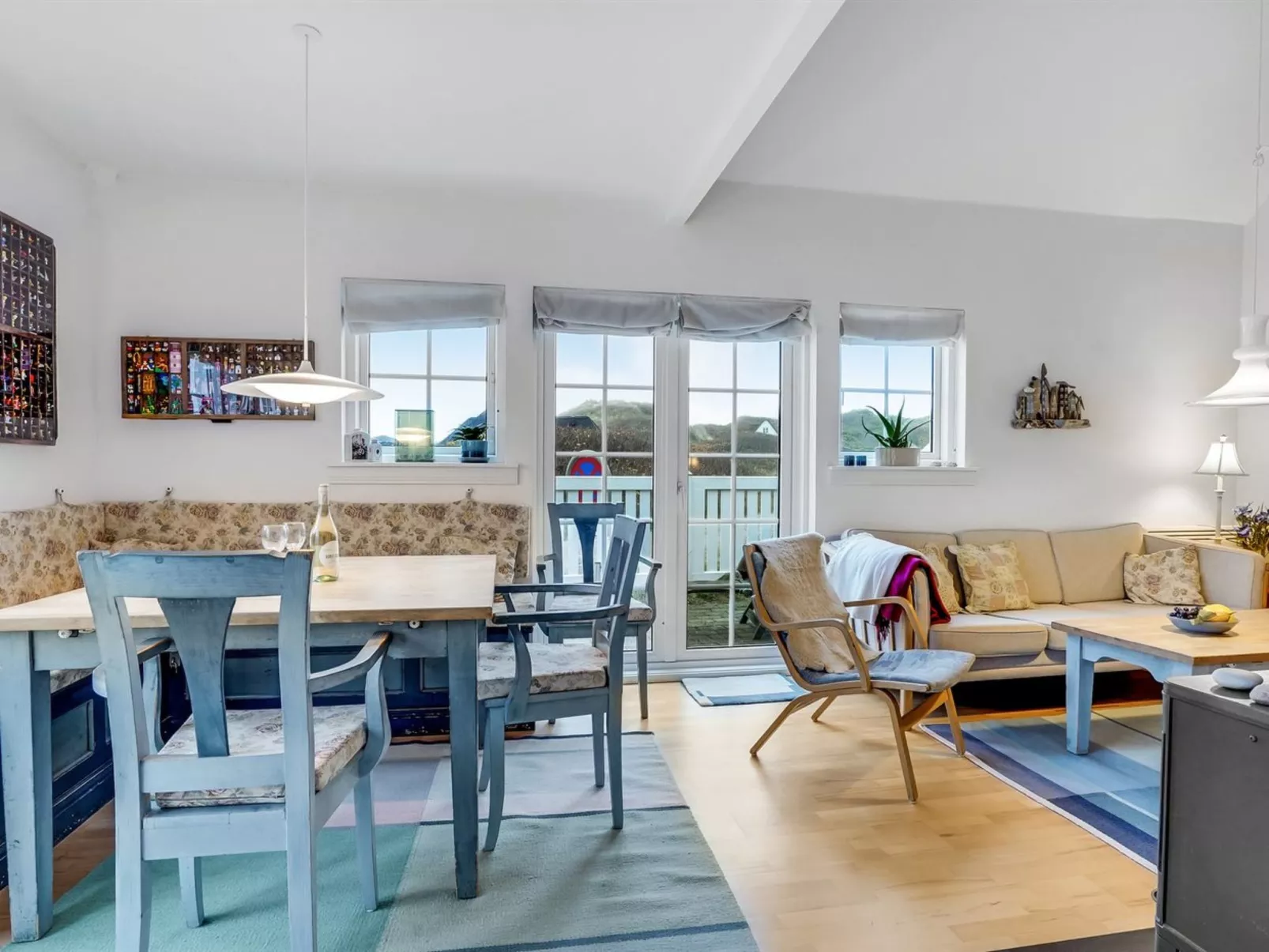 "Jannike" - 100m from the sea-Inside