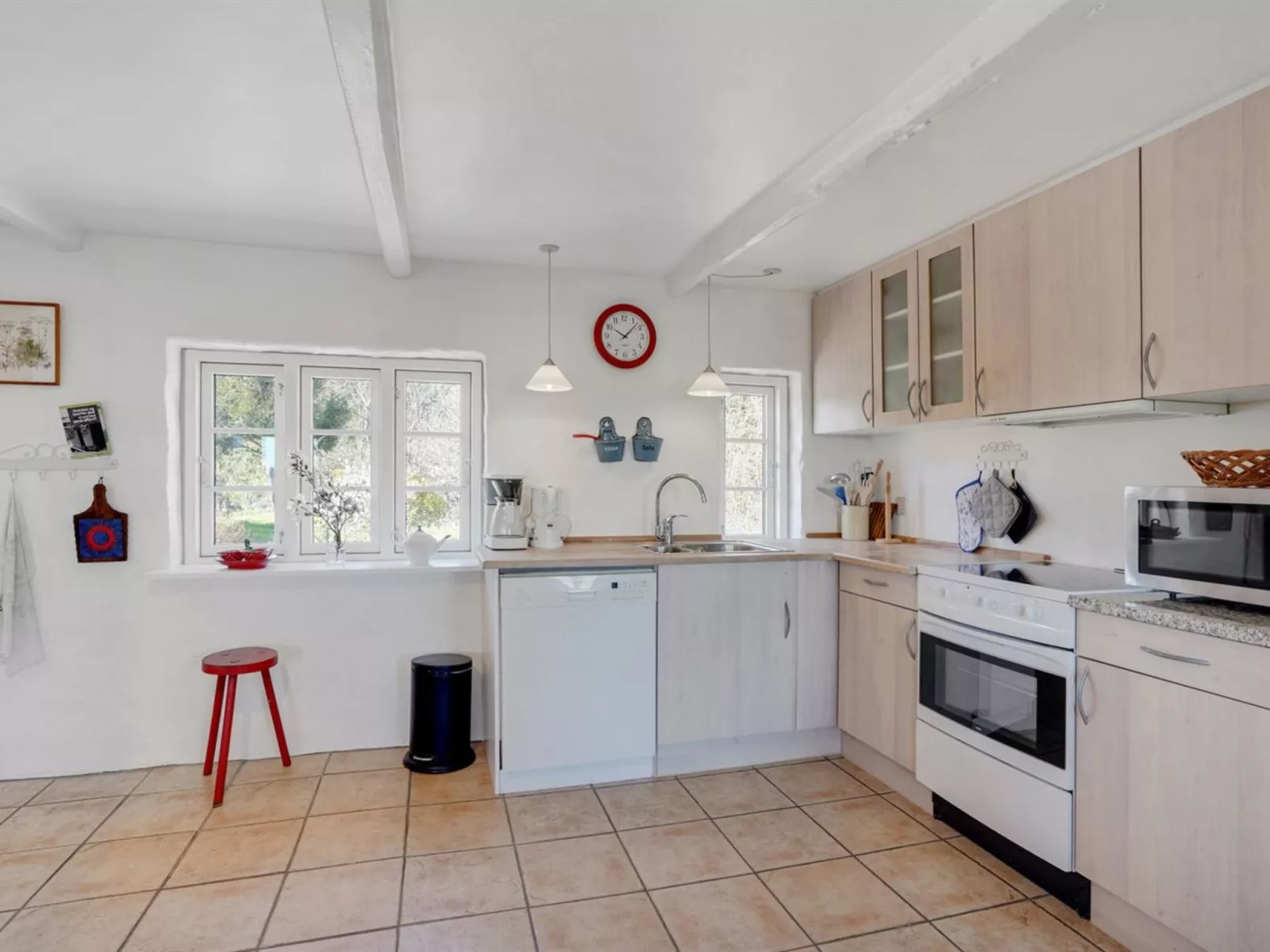 "Malene" - 700m to the fjord-Inside