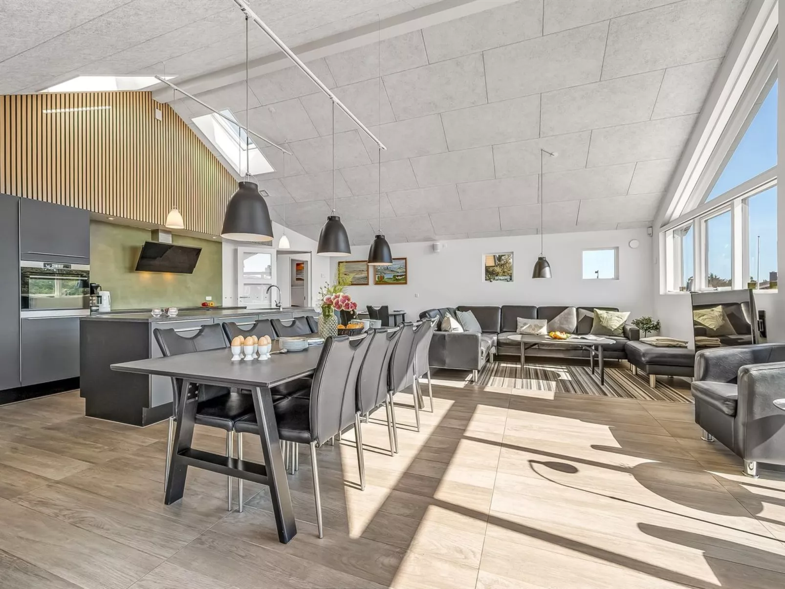 "Swante" -  from the sea-Inside