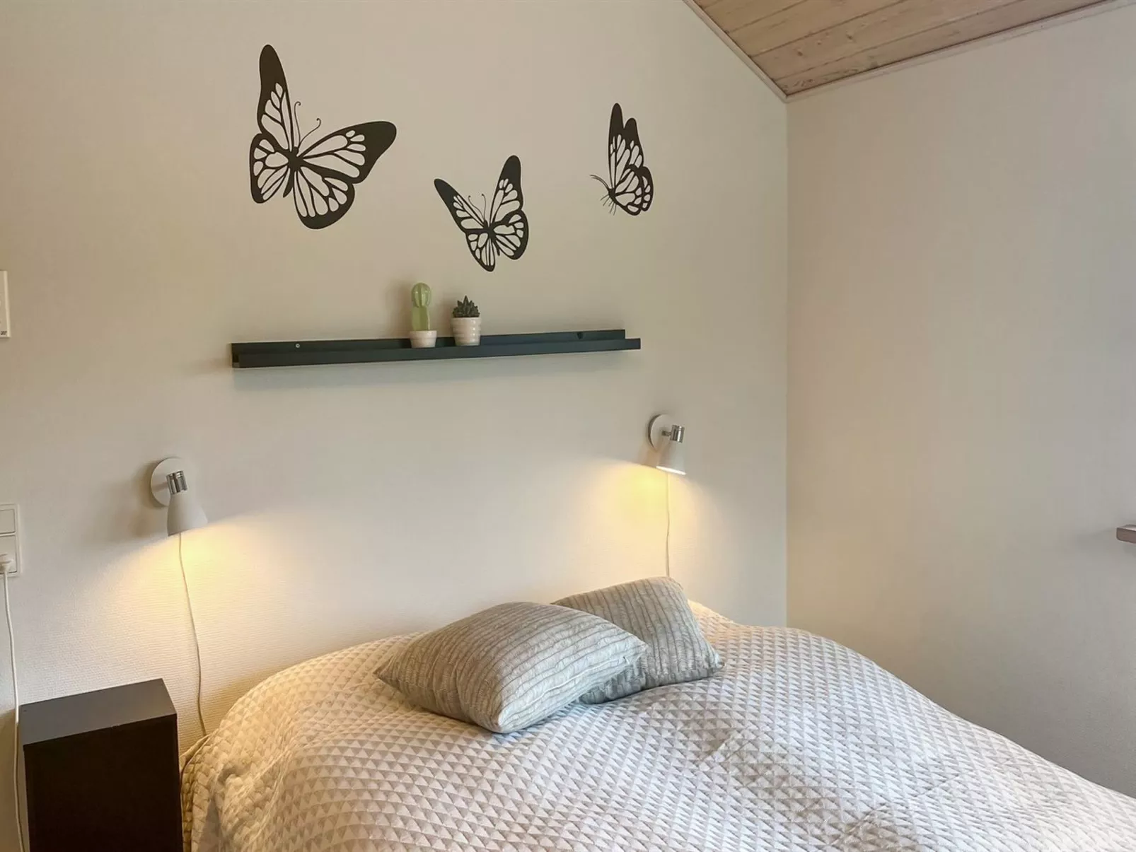 "Steen" - 800m from the sea-Drinnen