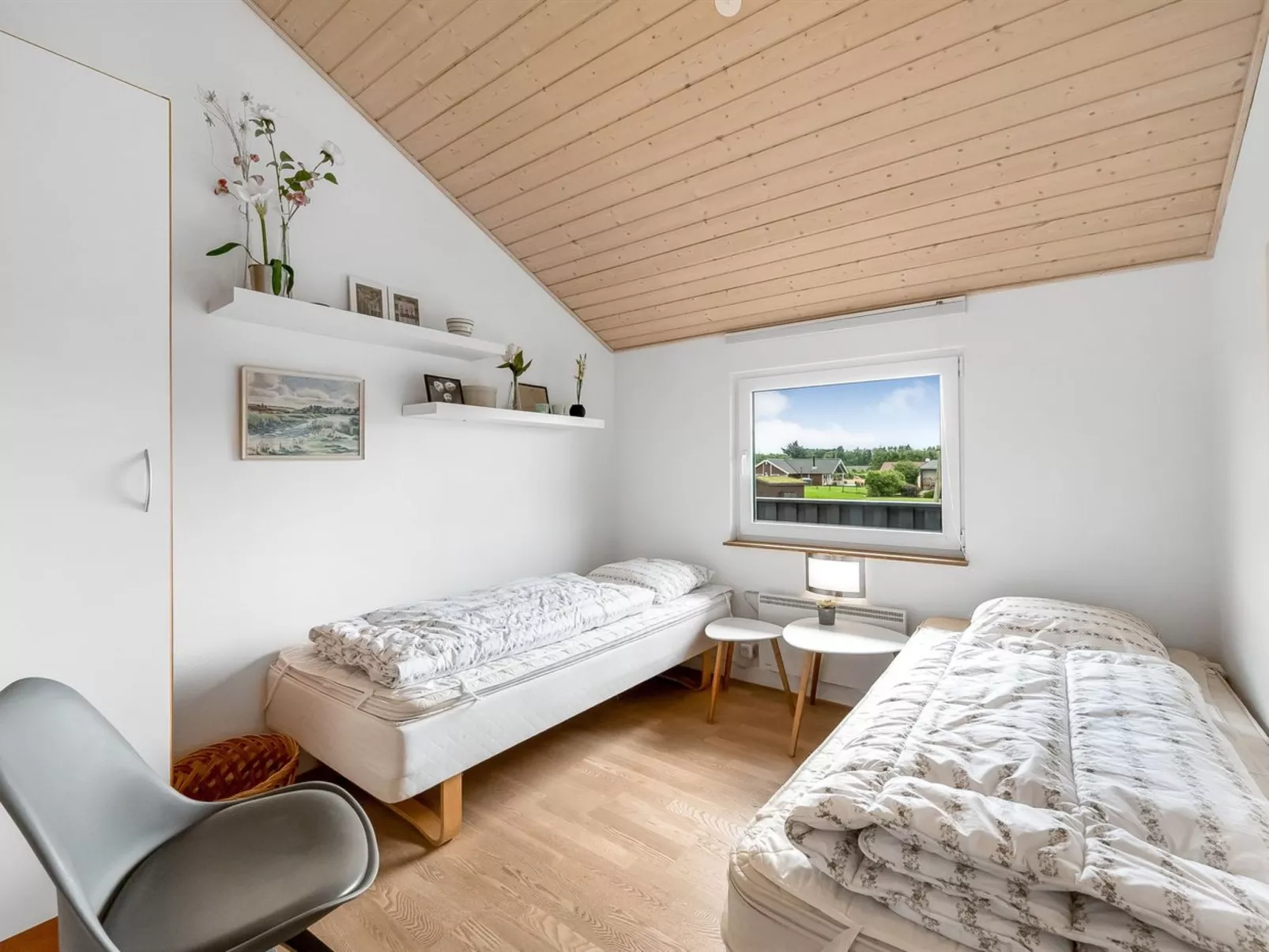 "Samuil" - 300m to the fjord-Dedans