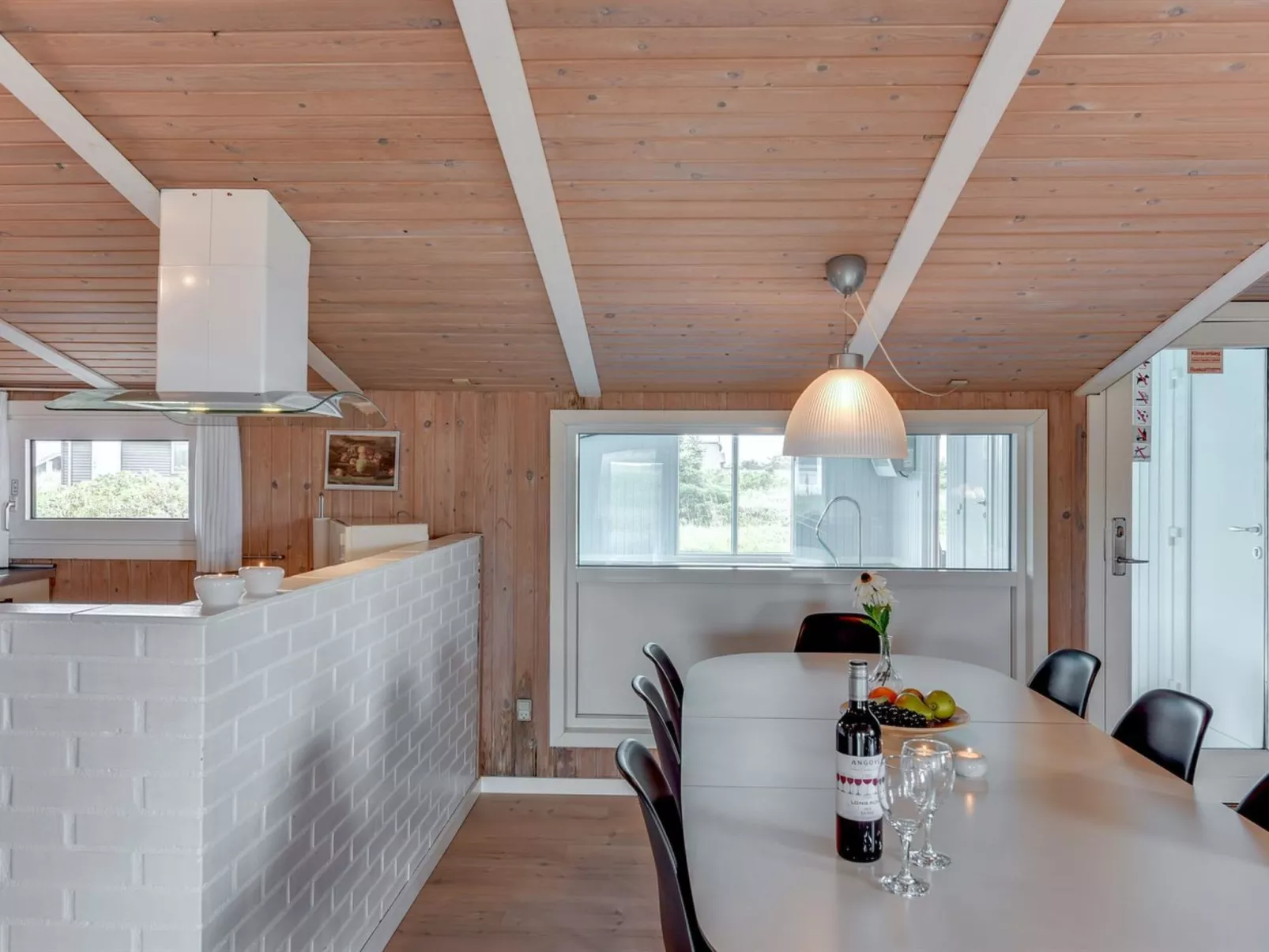 "Mogens" -  from the sea-Dedans