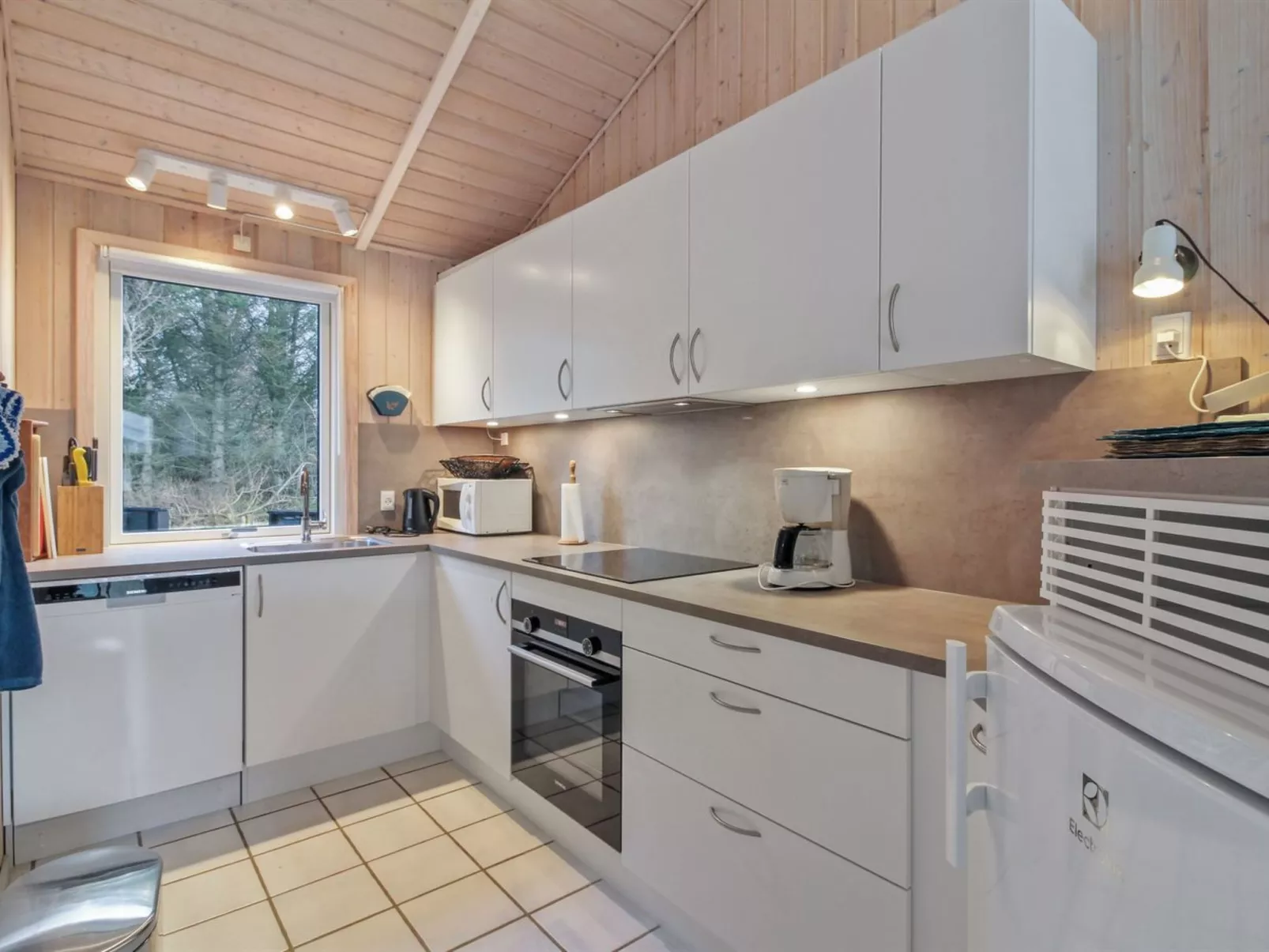 "Panu" - 600m from the sea-Inside