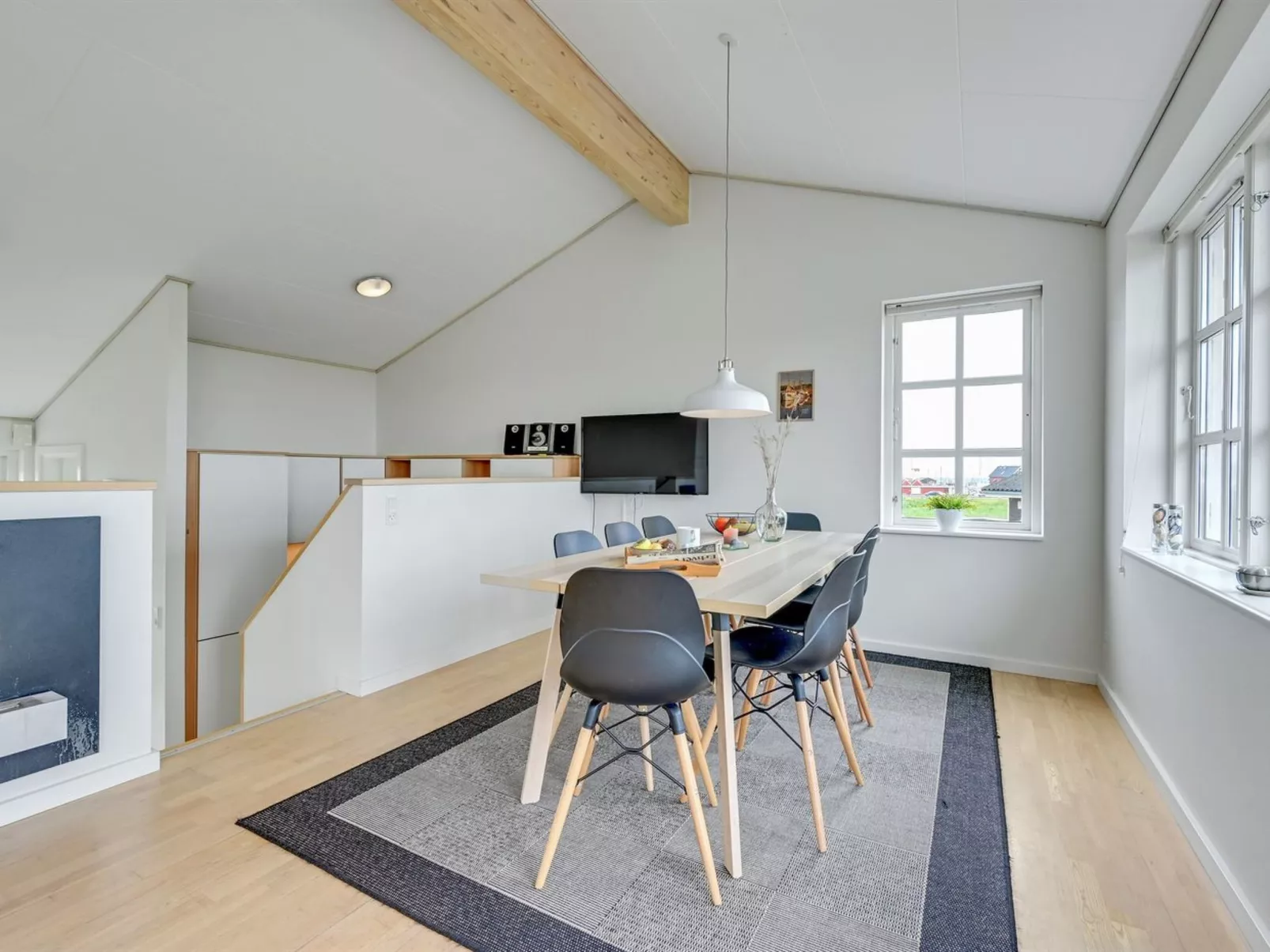 "Asmund" - 150m from the sea-Inside