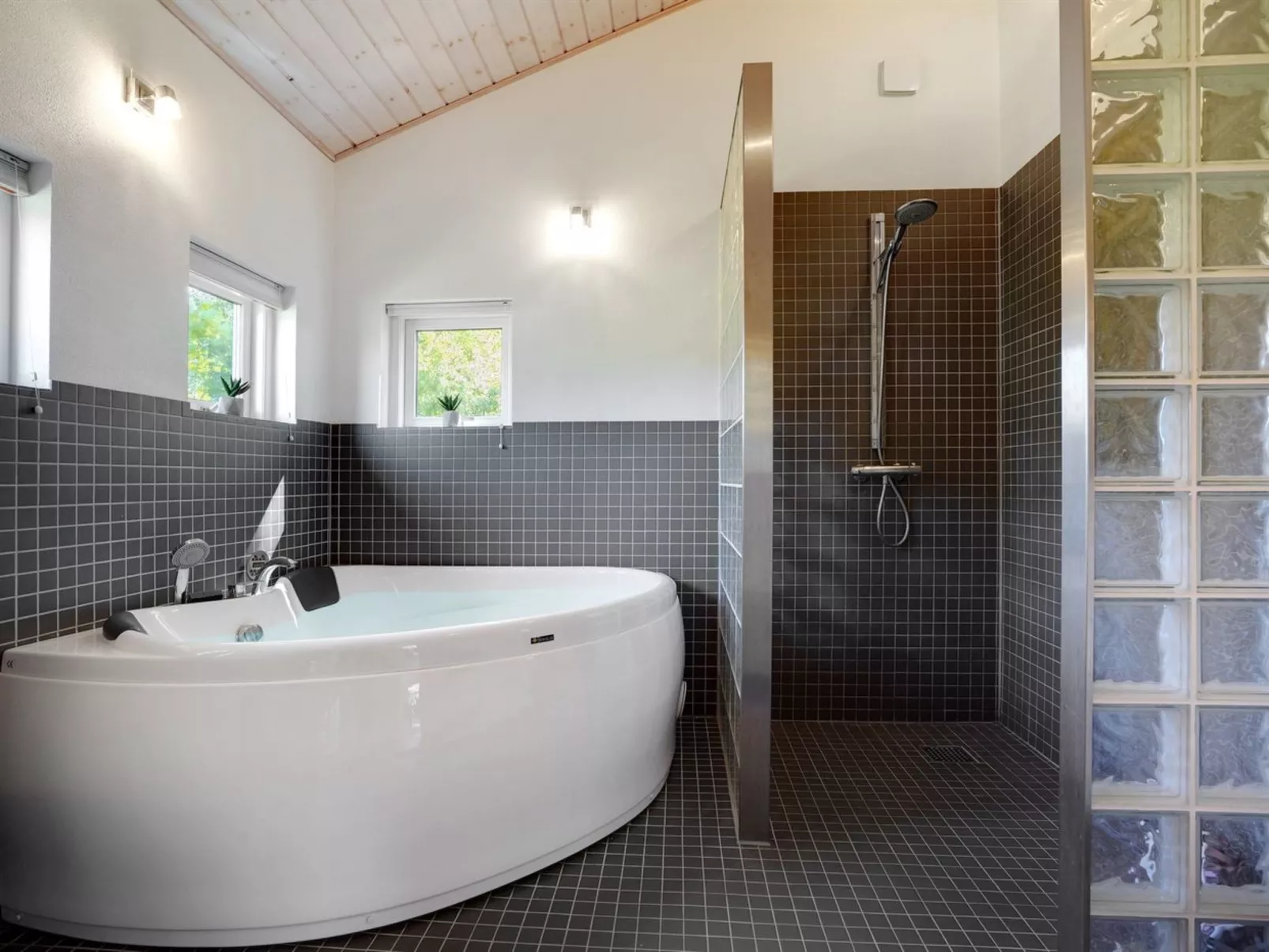 "Herta" - 700m from the sea-Inside