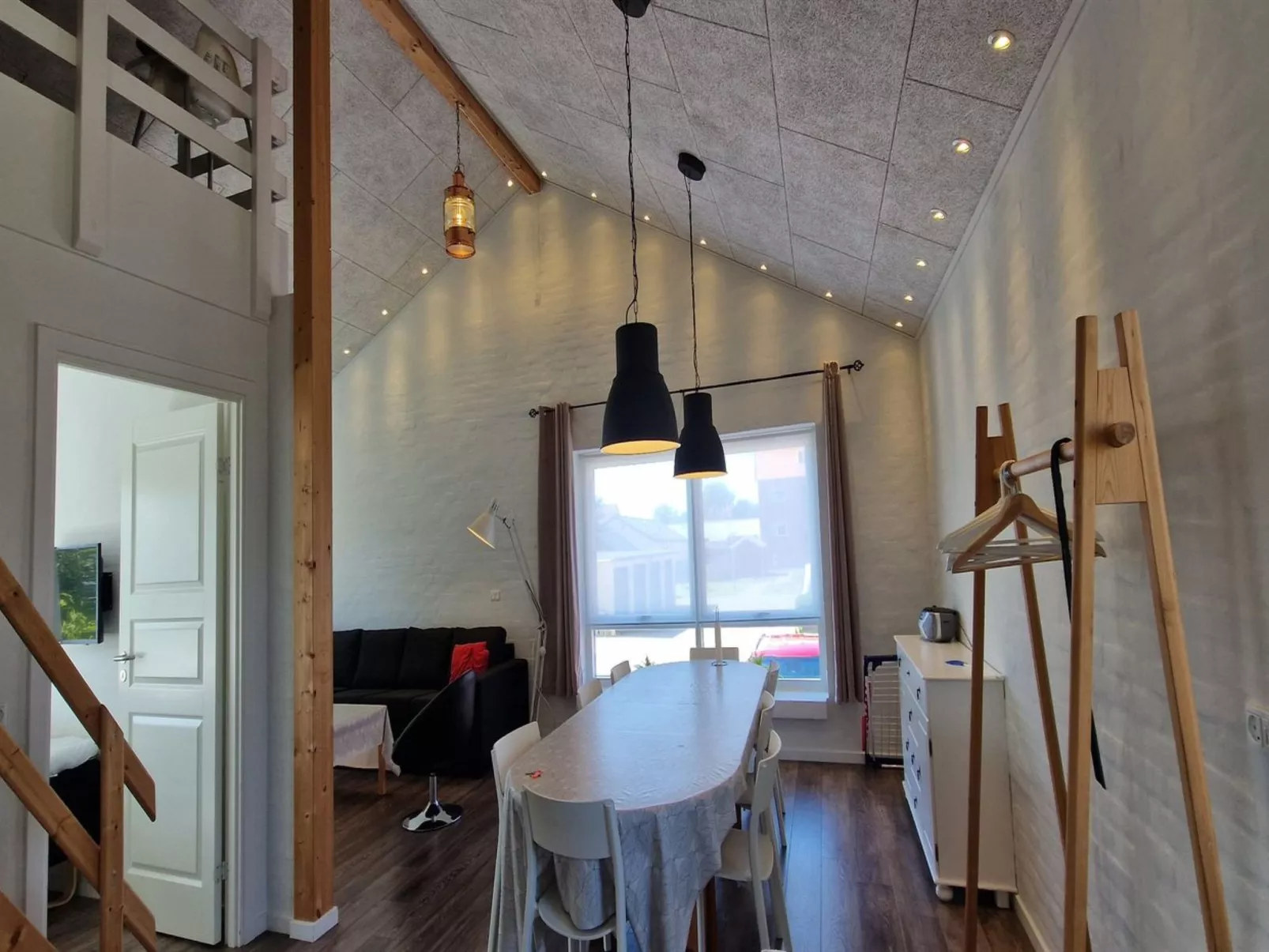 "Teodosij" - 1.1km from the sea-Inside