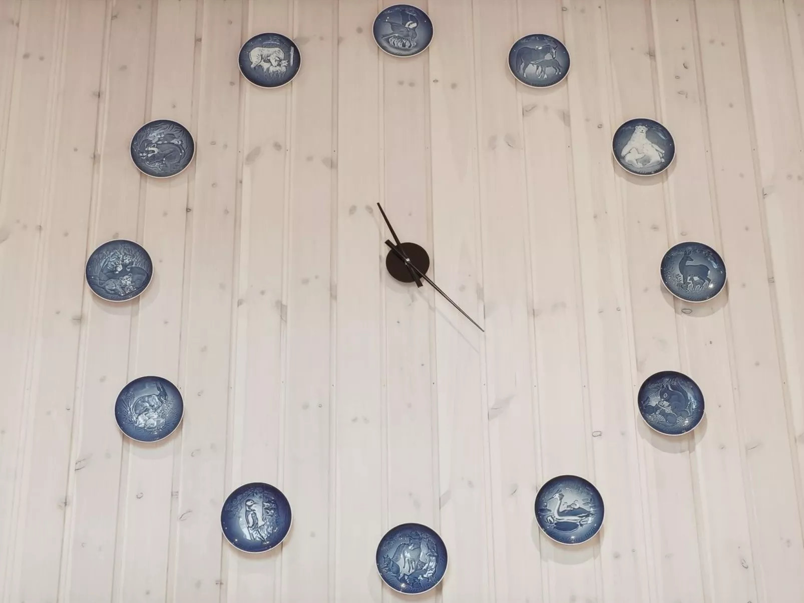 "Hasten" - 600m from the sea-Inside