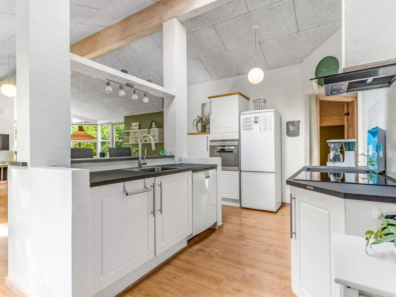 "Coco" - 200m from the sea-Dedans