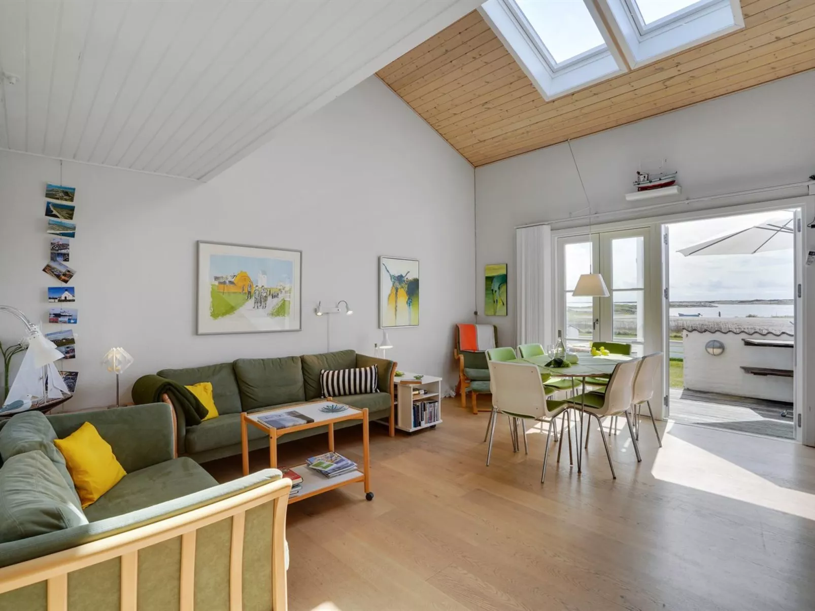 "Siunde" - 100m to the fjord-Inside