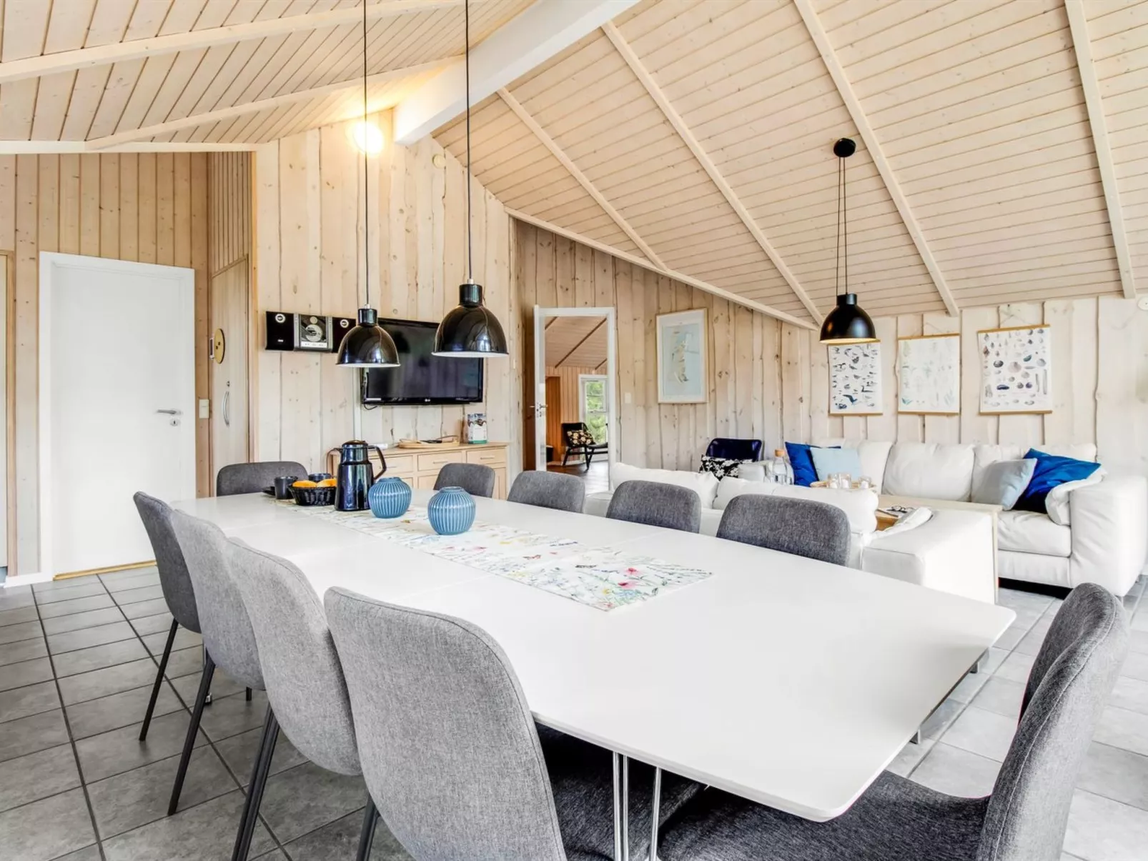 "Svenny" - 800m from the sea-Dedans