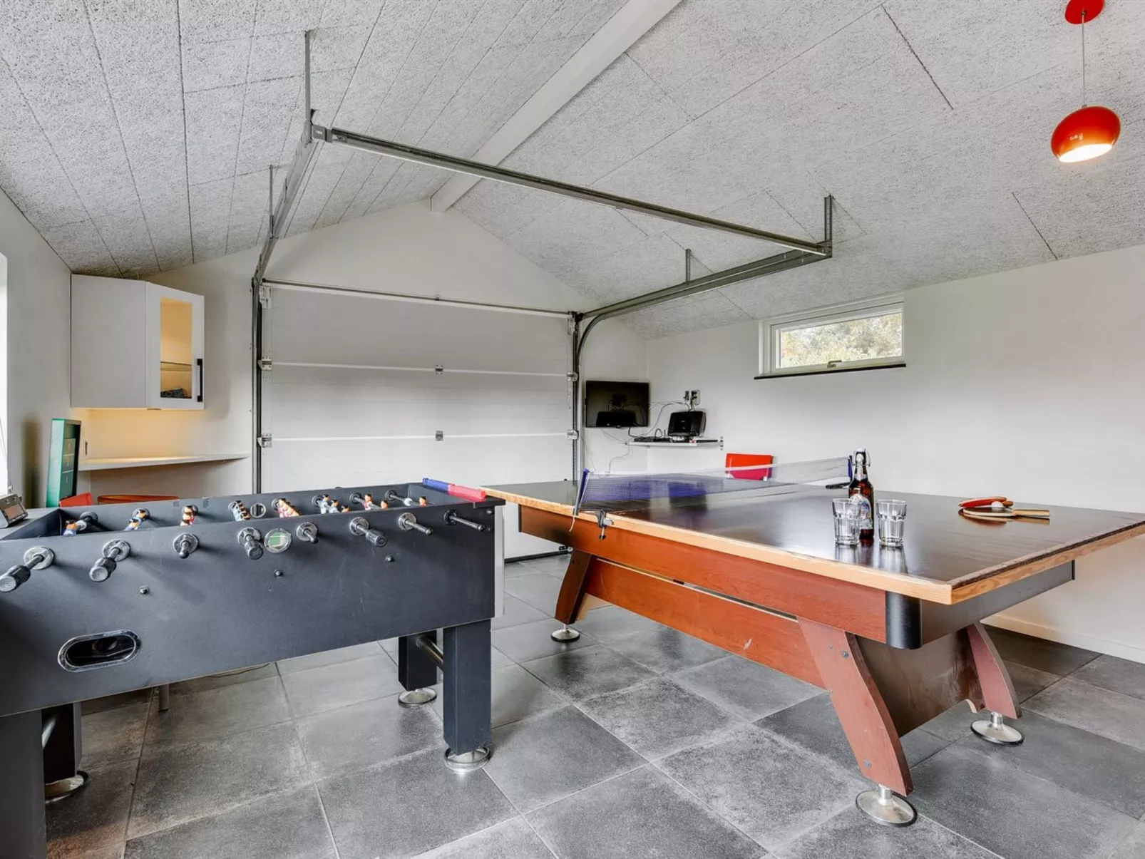 "Faye" - 600m from the sea-Inside