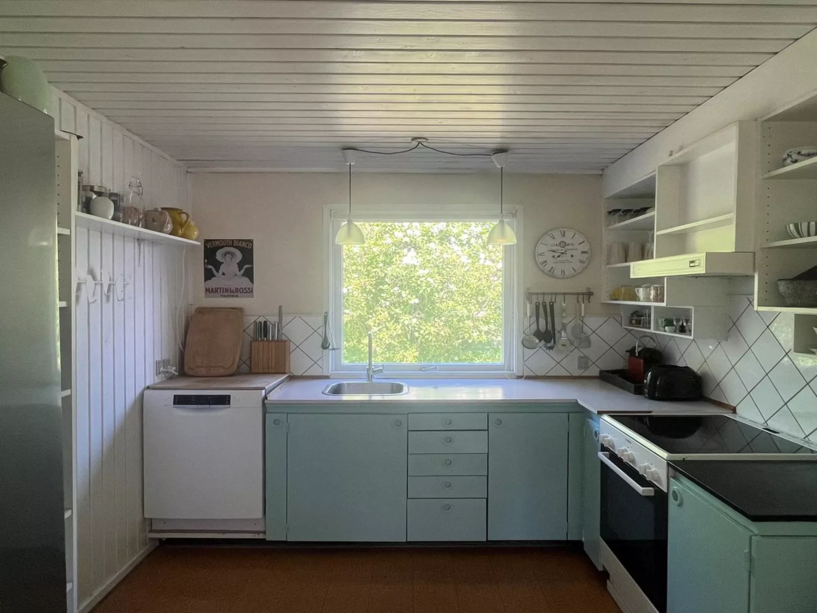 "Eragon" - 1.2km from the sea-Inside