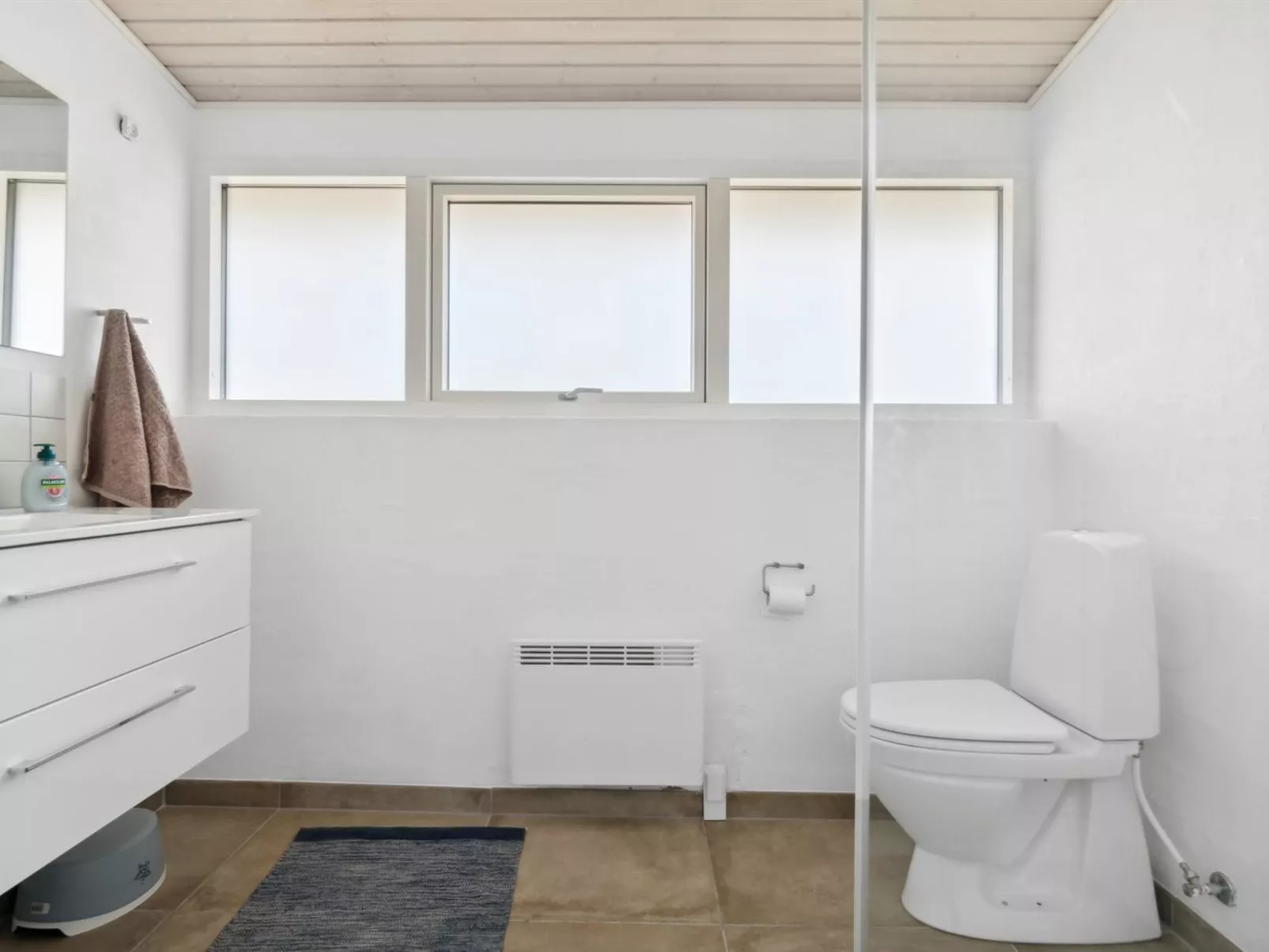 "Peetu" - 200m to the fjord-Inside