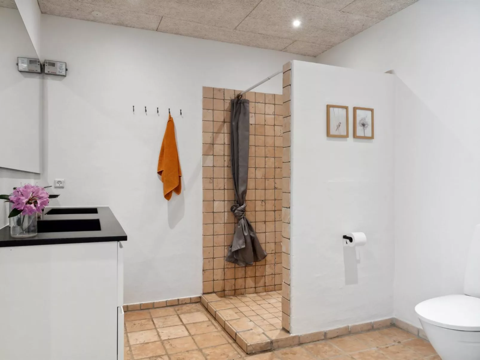 "Thilo" - 2.3km from the sea-Inside