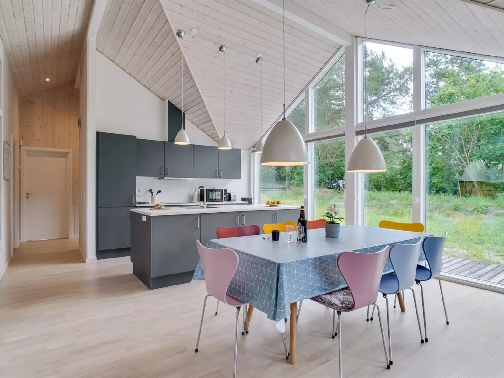 "Ella" - 1.2km to the fjord-Dedans