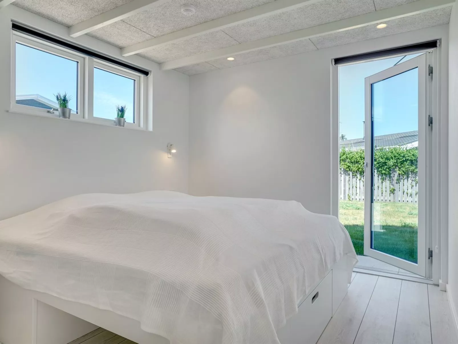 "Erk" - 700m from the sea-Inside