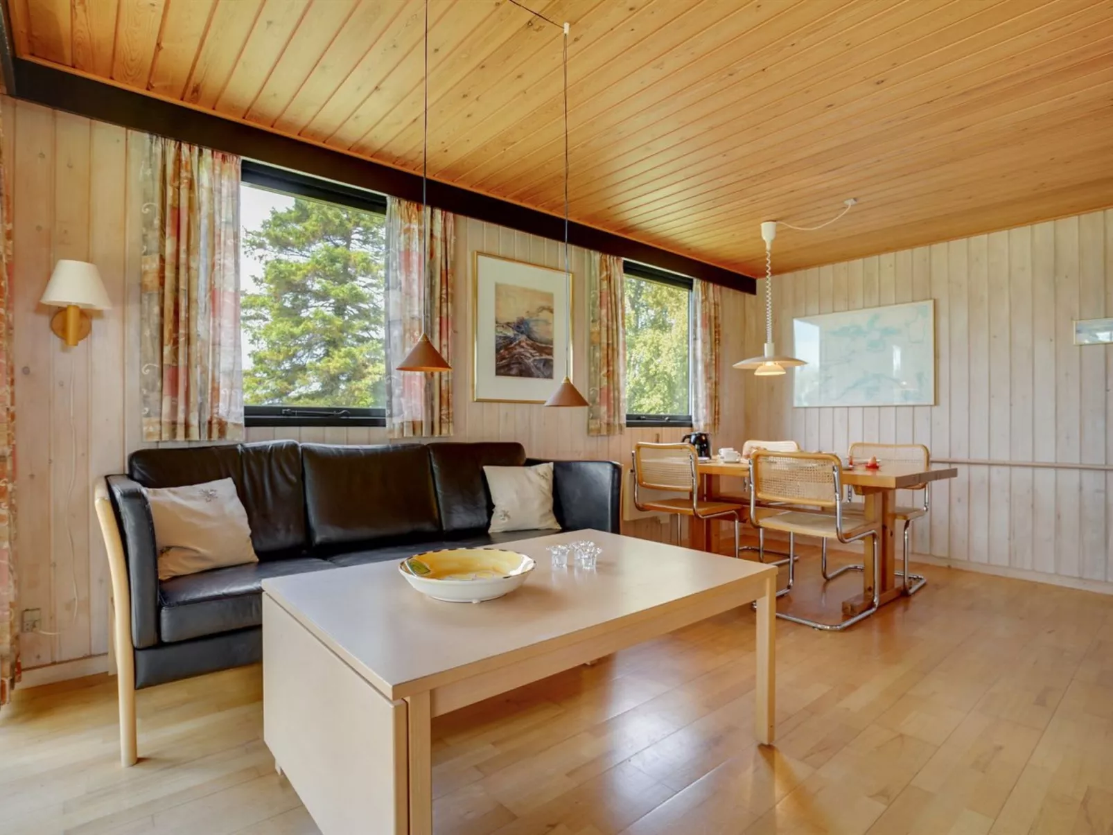 "Veljan" - 400m from the sea-Drinnen