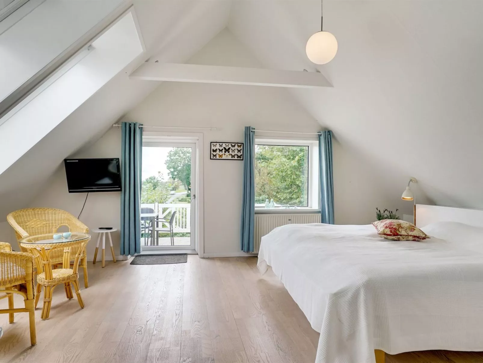 "Rina" - 30m to the fjord-Inside