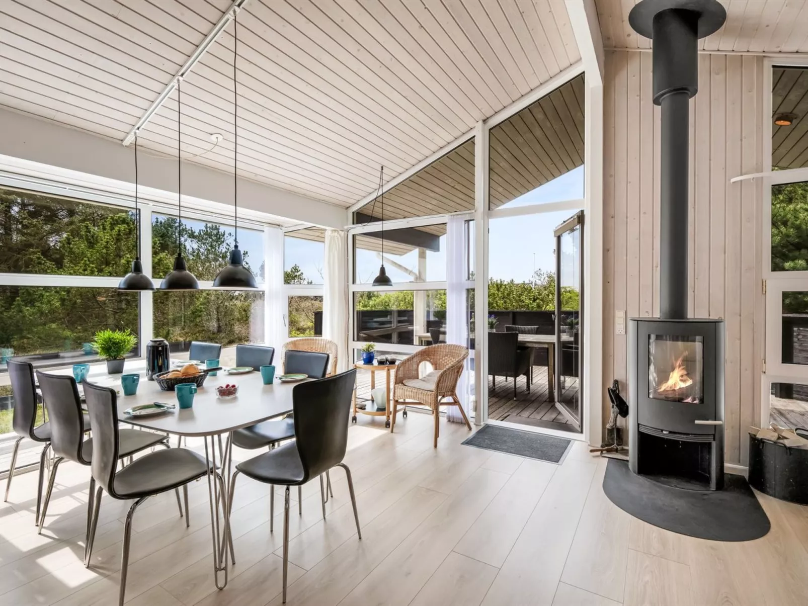 "Andrie" - 800m from the sea-Inside