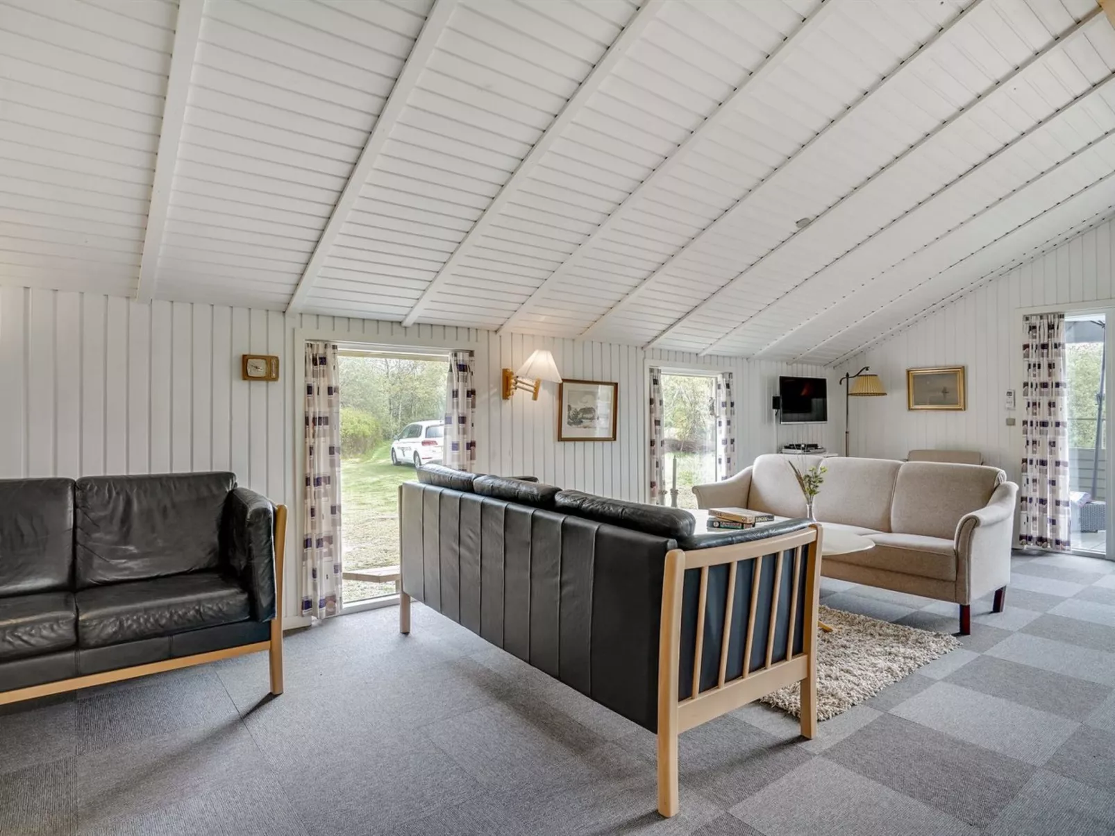 "Arona" - 1.5km from the sea-Inside