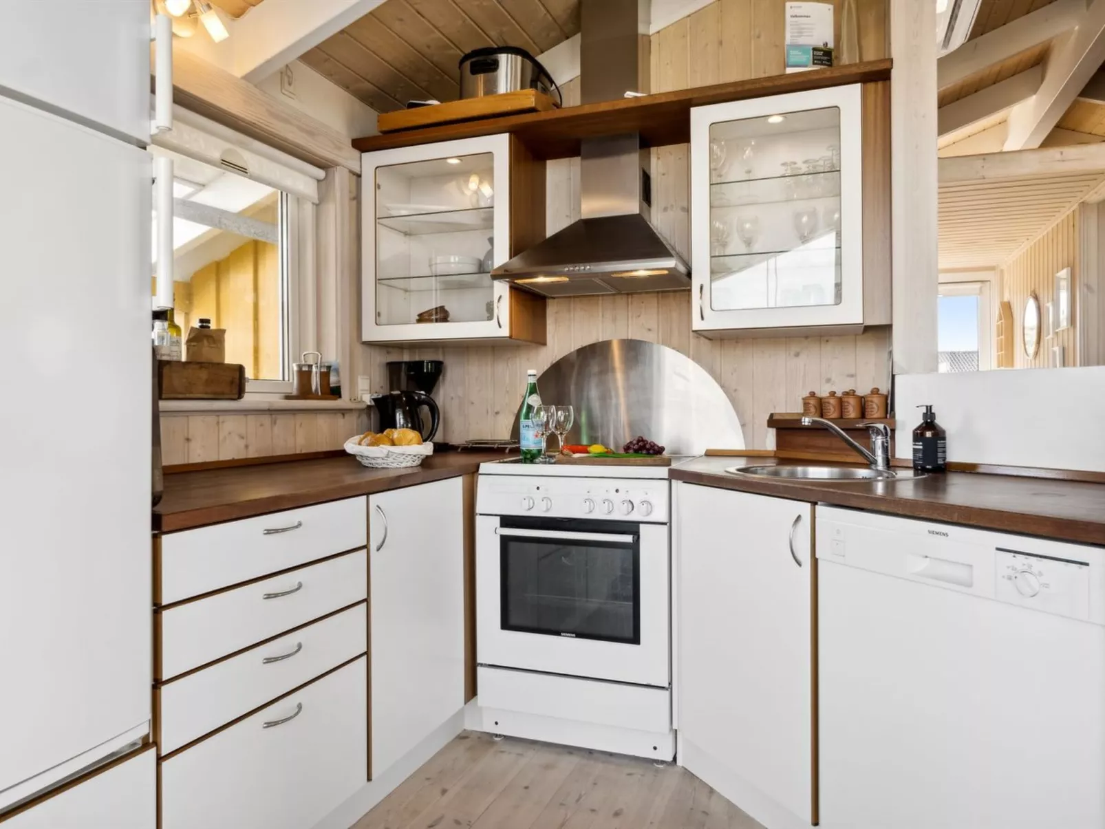 "Bjarni" - 239m from the sea-Inside