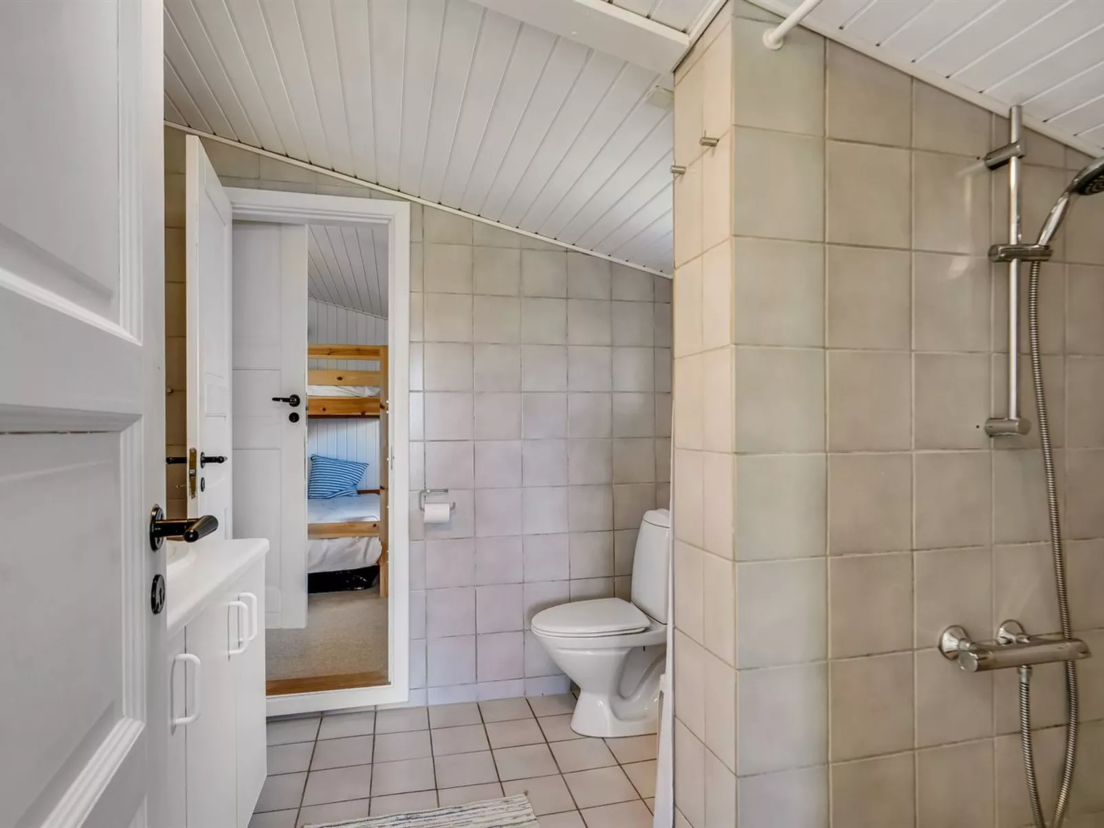 "Fromer" - 50m from the sea-Dedans