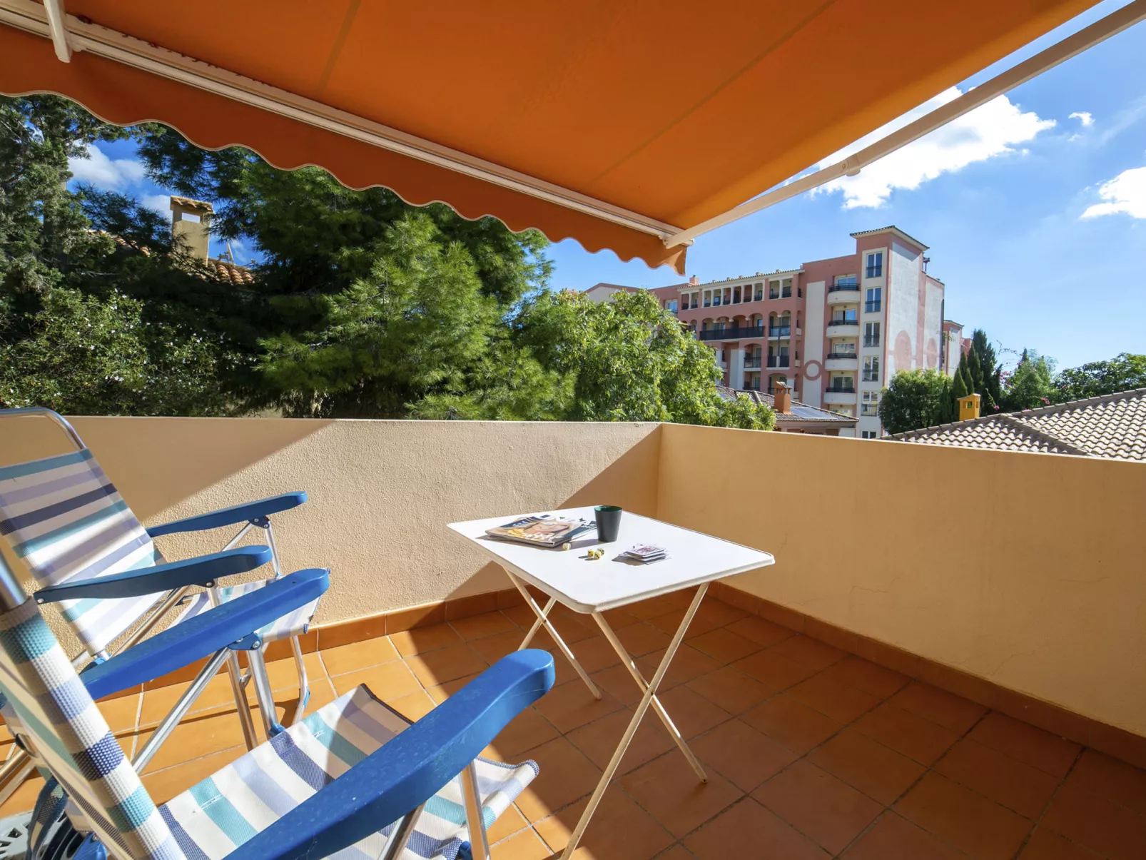 Bonalba Golf, Urb. Los Naranjos-Draußen