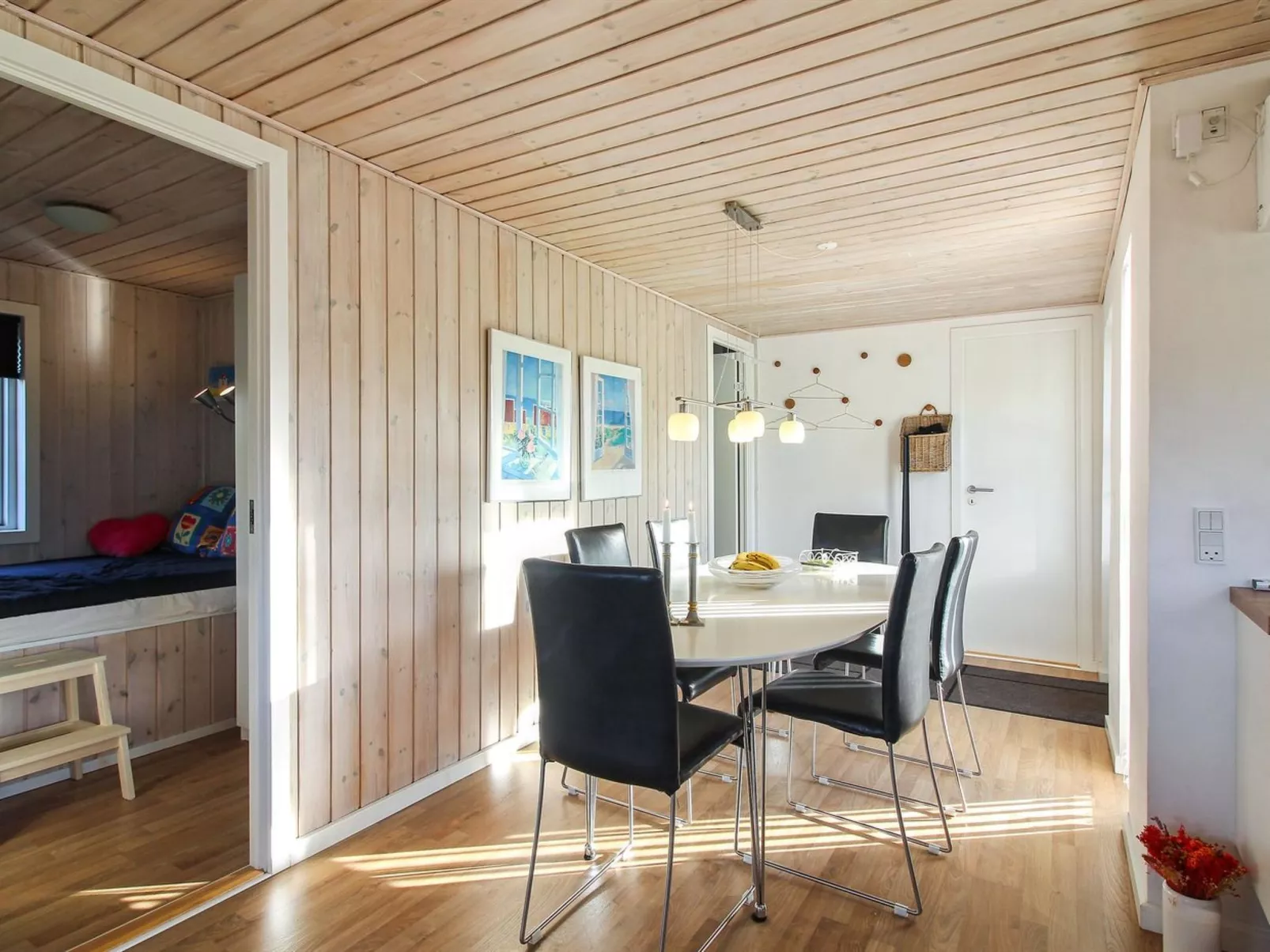 "Grit" - 650m from the sea-Drinnen