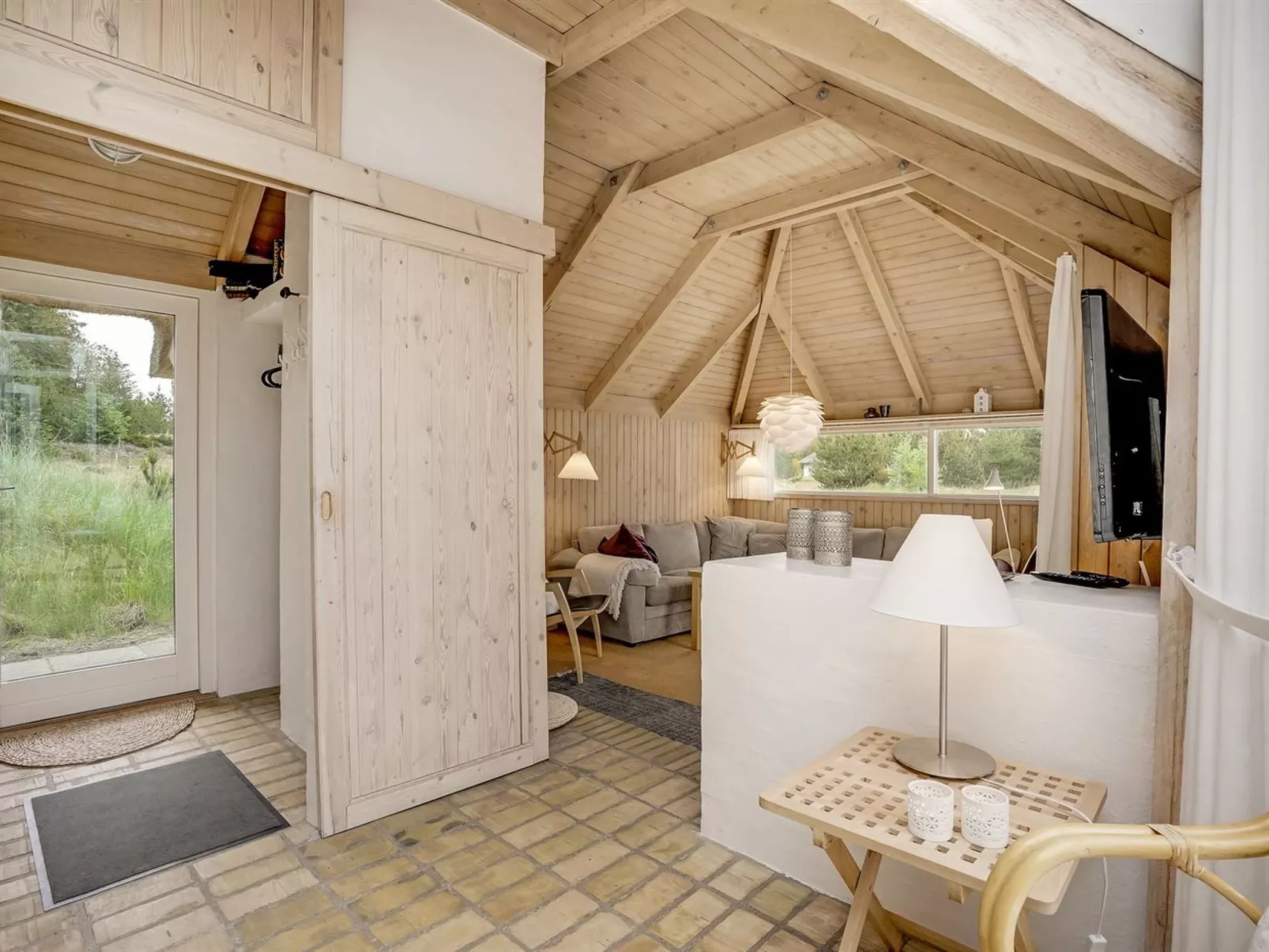 "Gunnie" - 1.1km from the sea-Drinnen