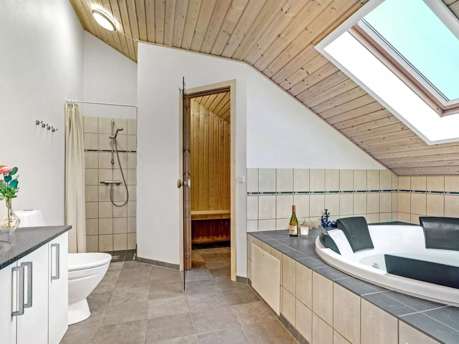 "Mattis" - 650m from the sea-Inside