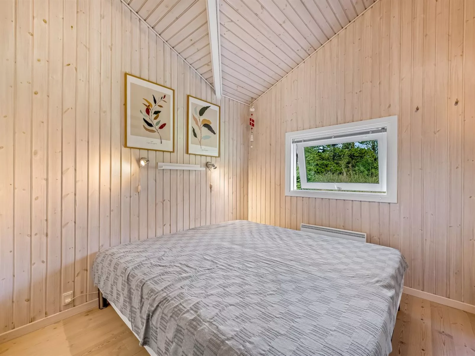 "Sviðandi" - 1.5km from the sea-Drinnen