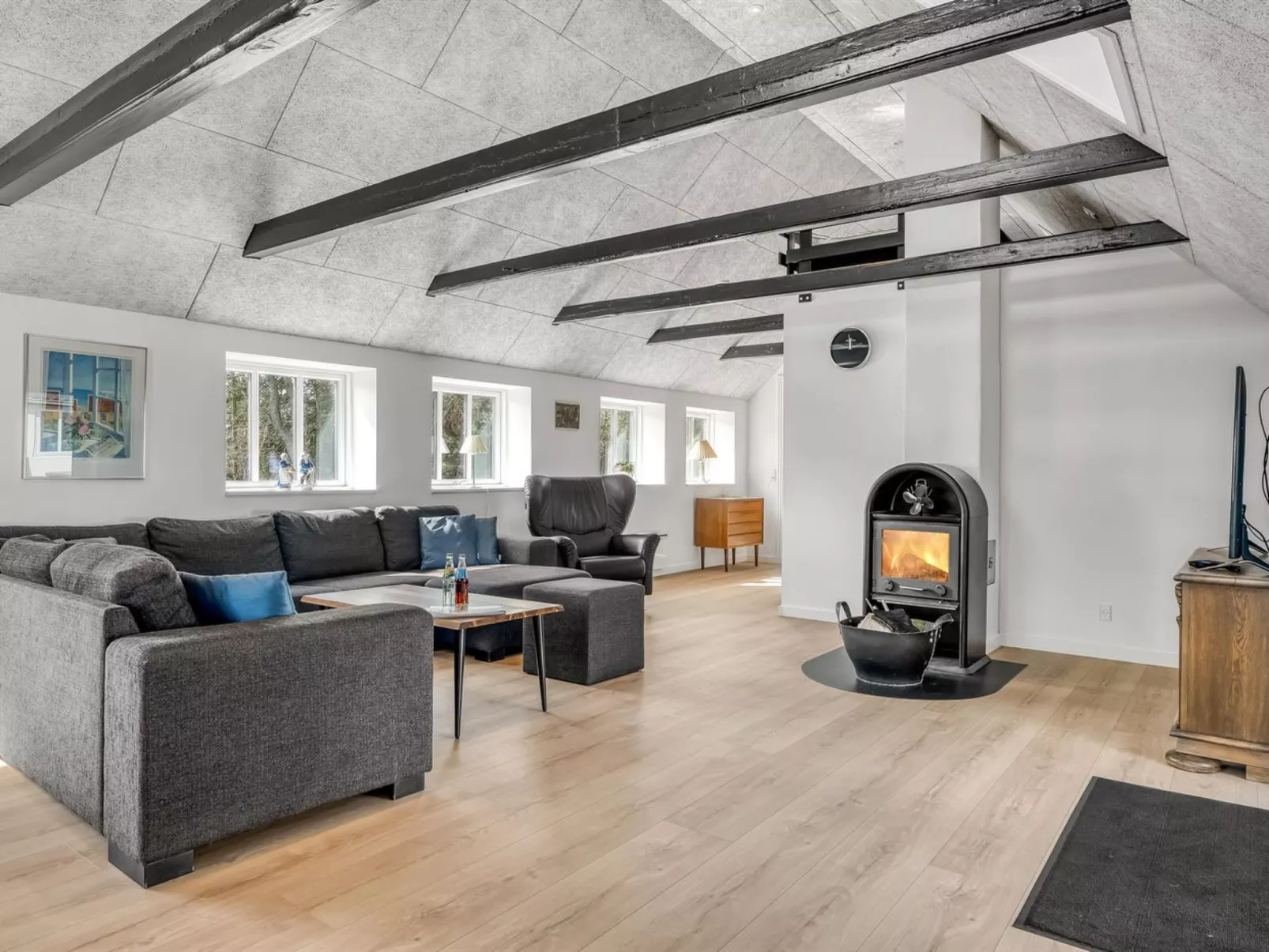 "Elisa" - 1.2km from the sea-Inside