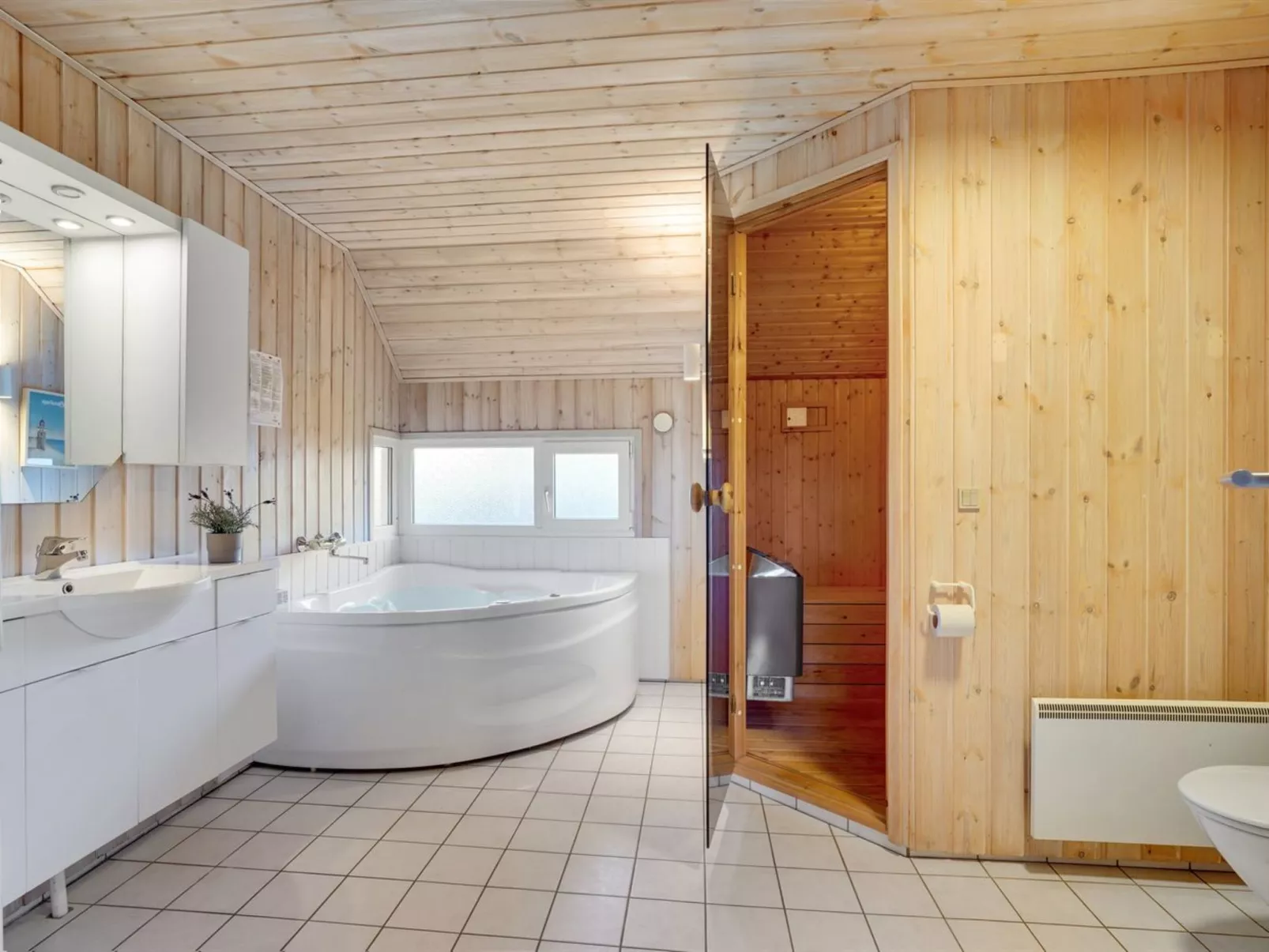 "Ananda" - 245m from the sea-Inside