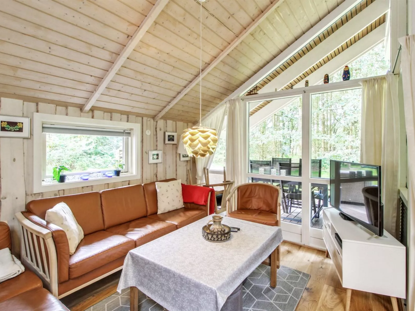 "Ellica" - 50km from the sea-Dedans