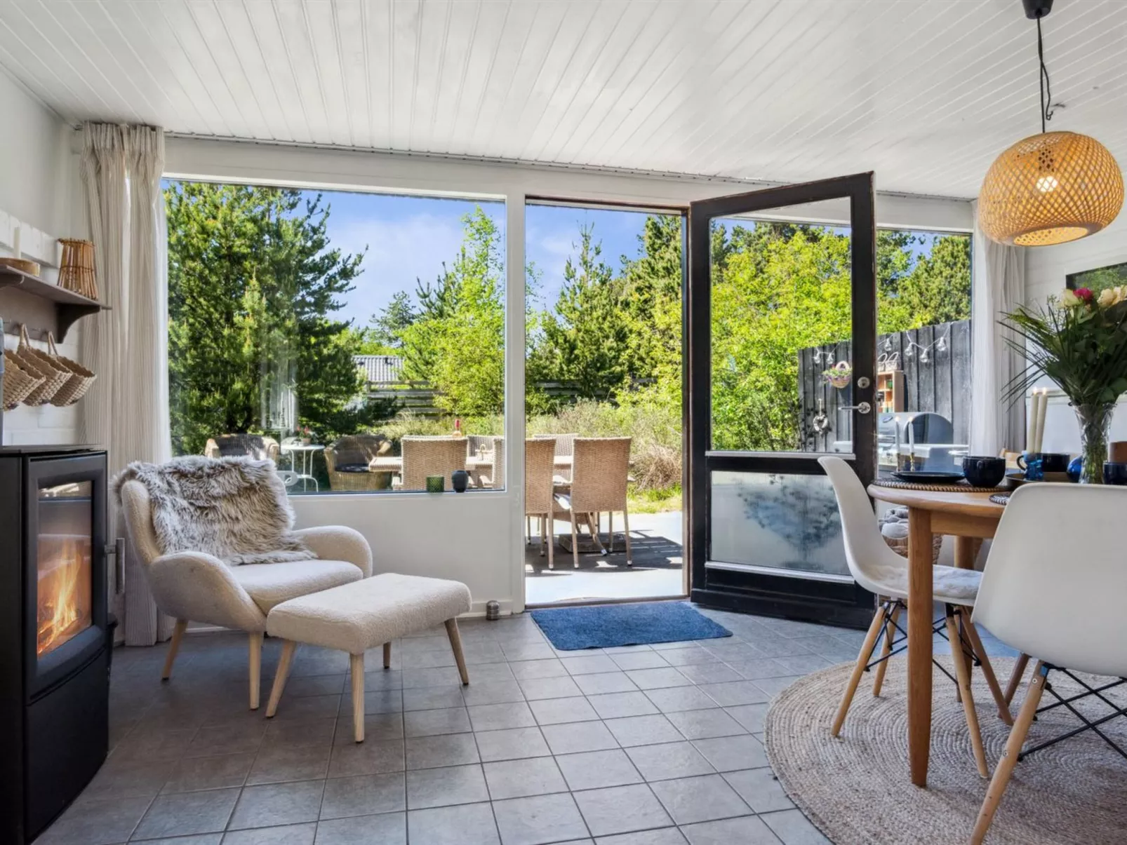 "Inga" - 1.3km from the sea-Drinnen