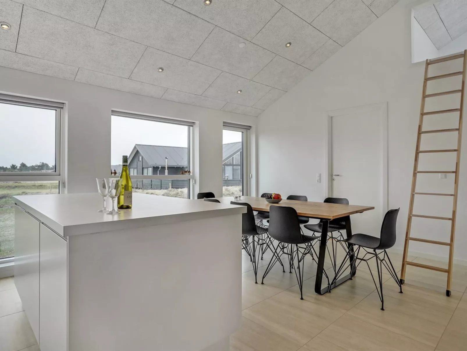 "Tatiane" - 1.5km from the sea-Dedans