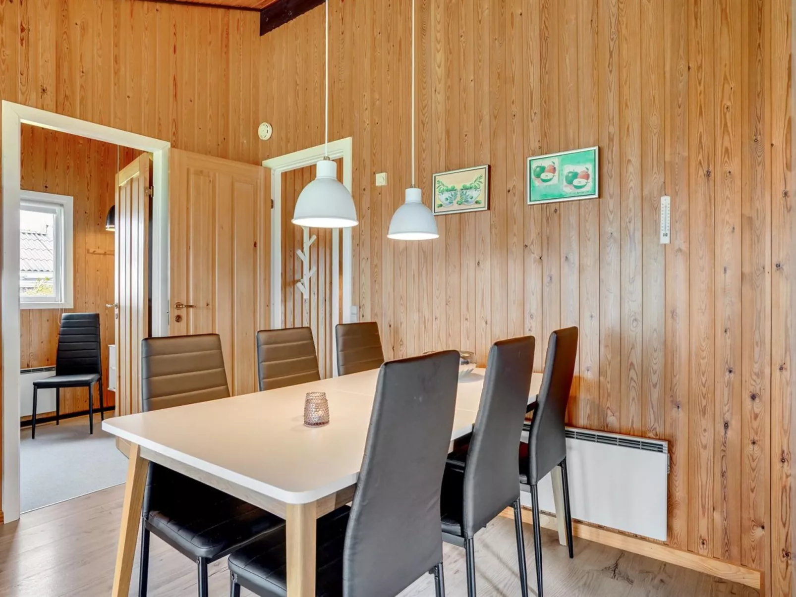 "Denahi" - 400m to the fjord-Dedans