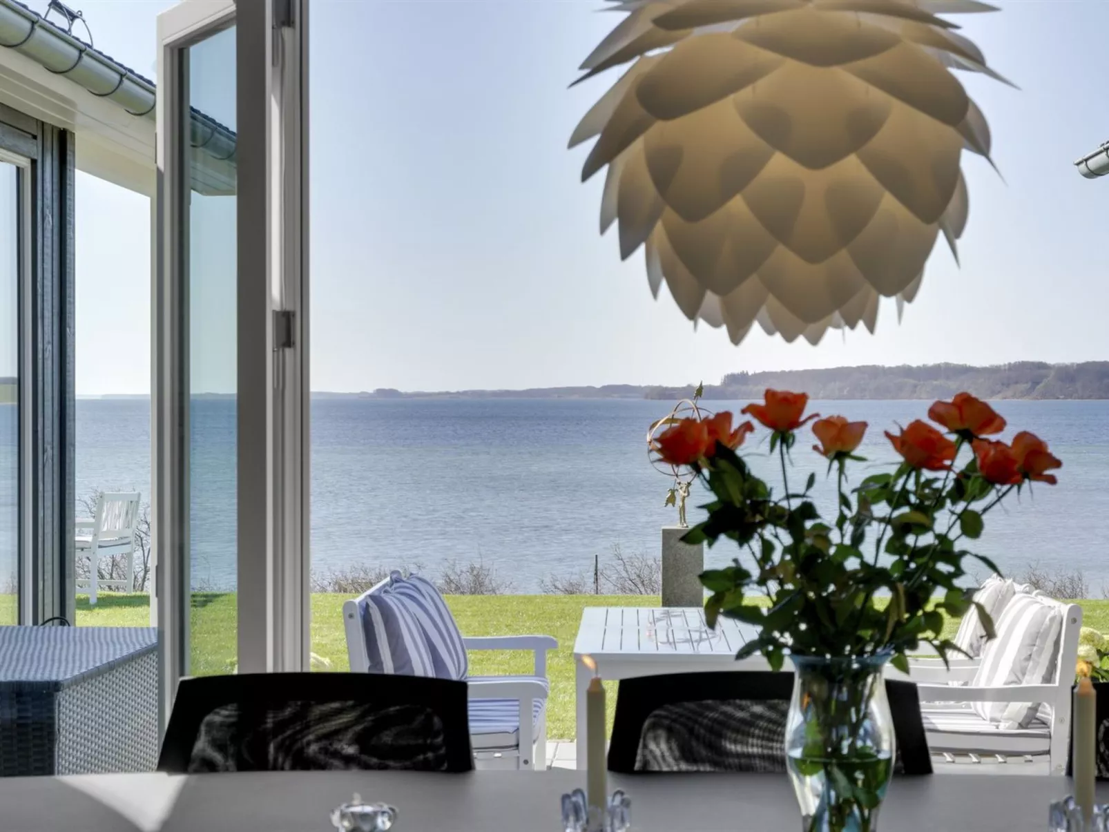 "Lander" - 20m from the sea-Outside