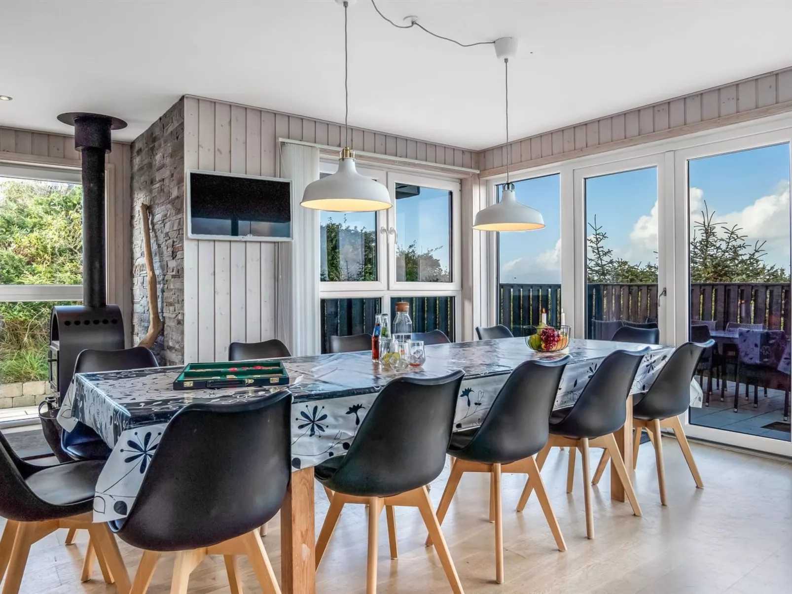 "Skamhals" - 700m from the sea-Inside