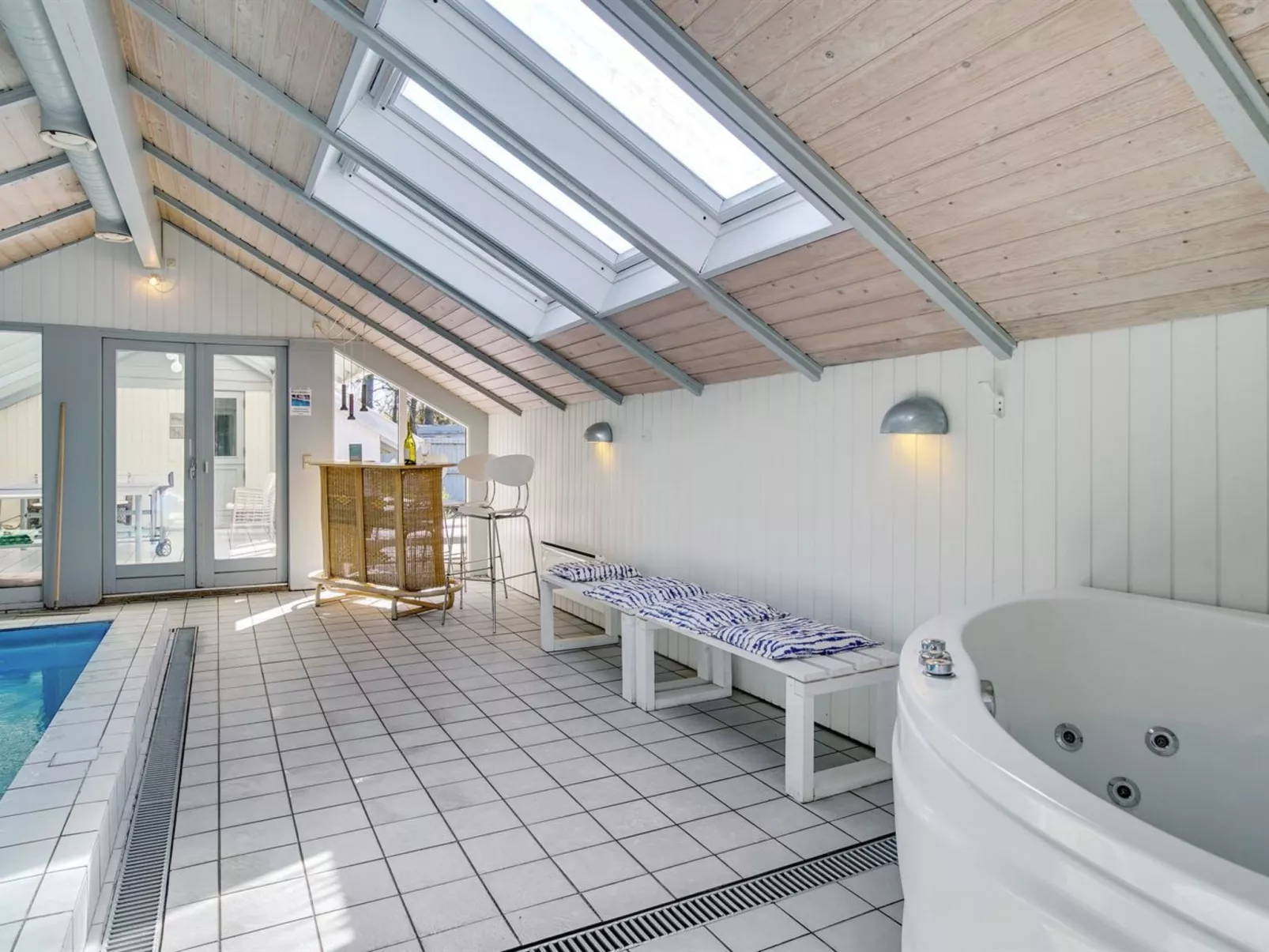 "Erly" - 500m from the sea-Inside