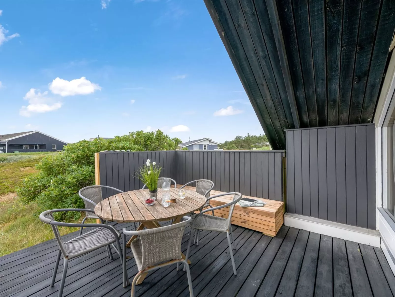 "Hildegart" -  from the sea-Draußen