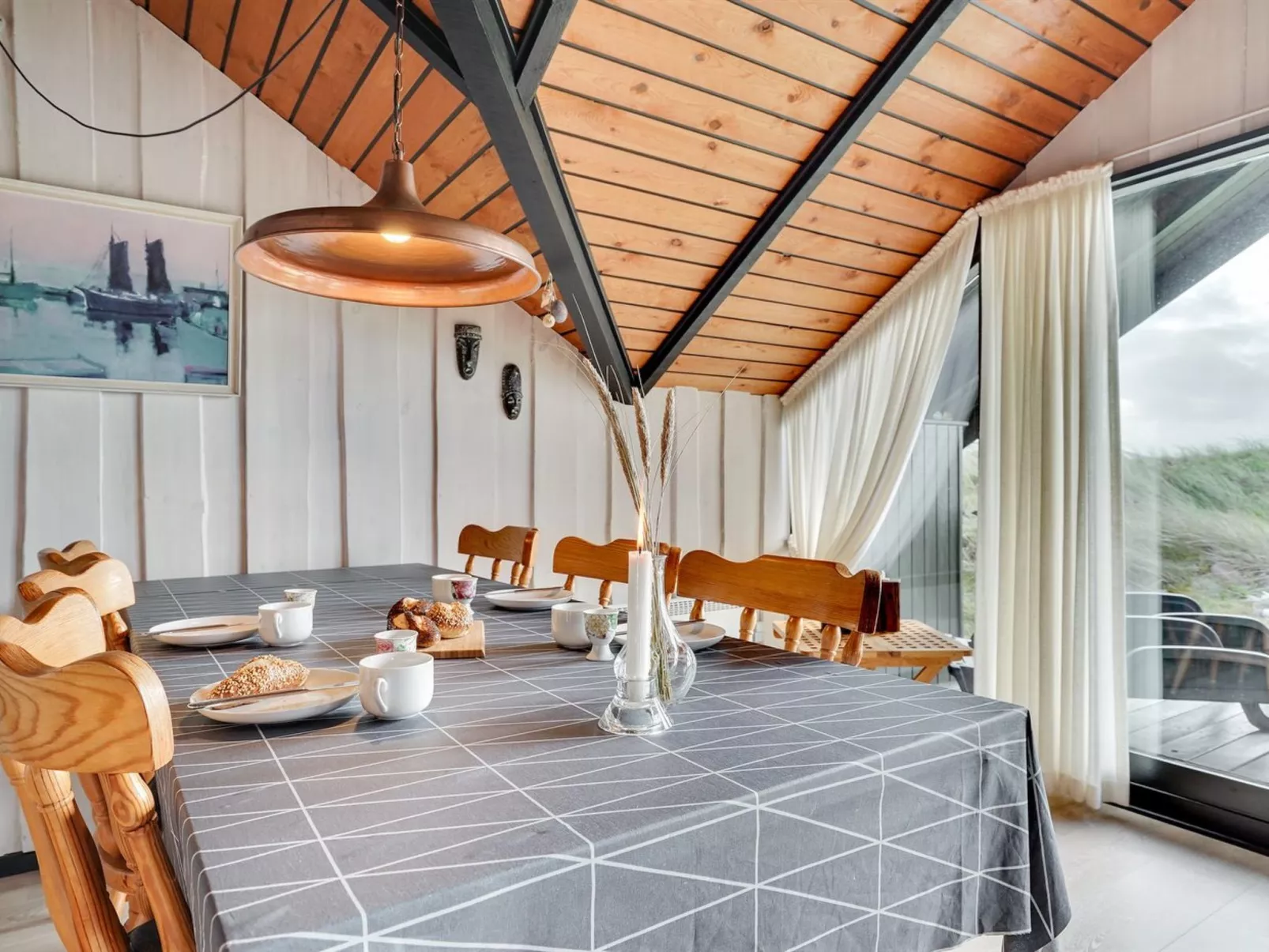 "Ardan" -  from the sea-Inside