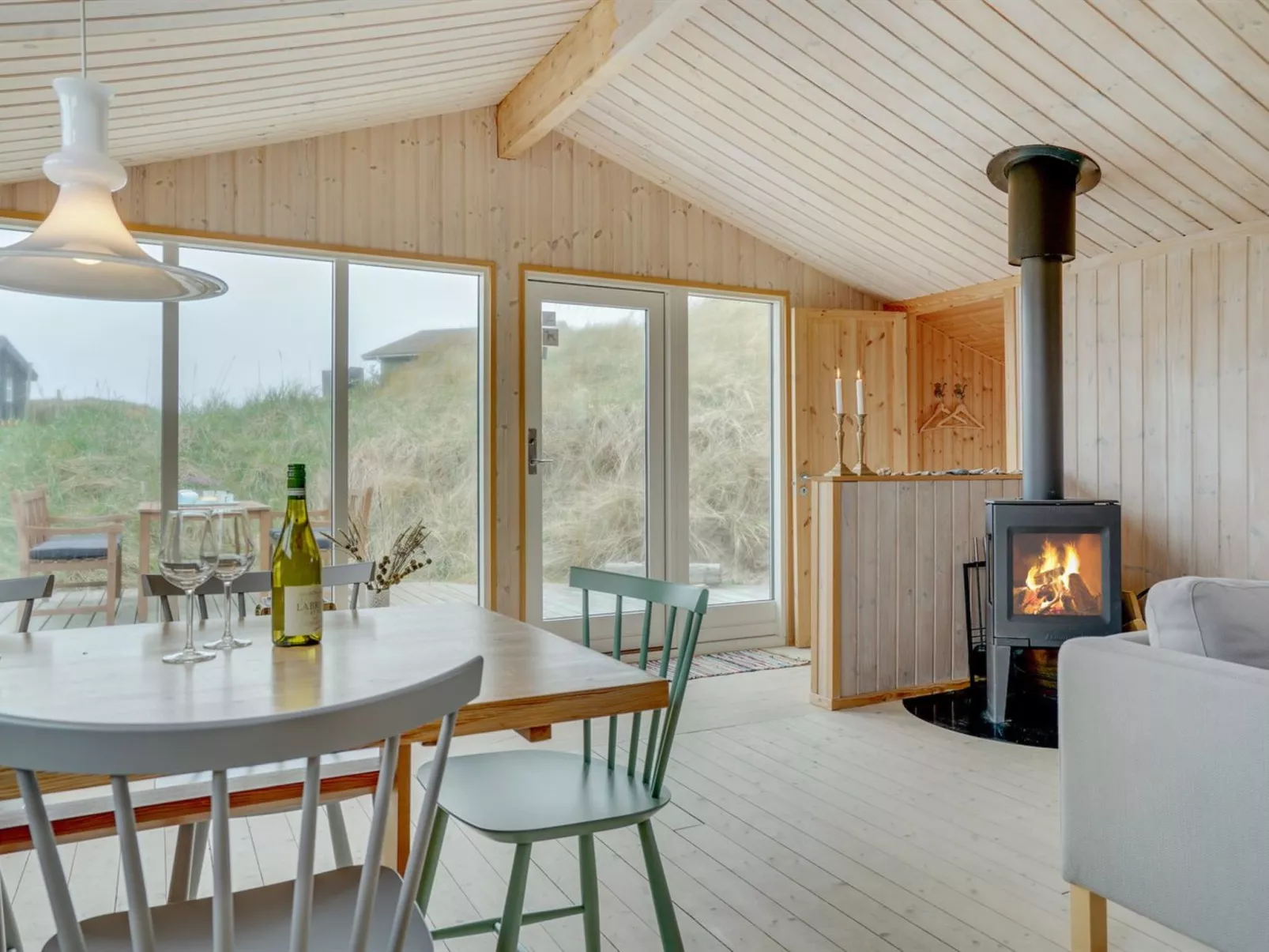 "Mylius" - 100m from the sea-Drinnen