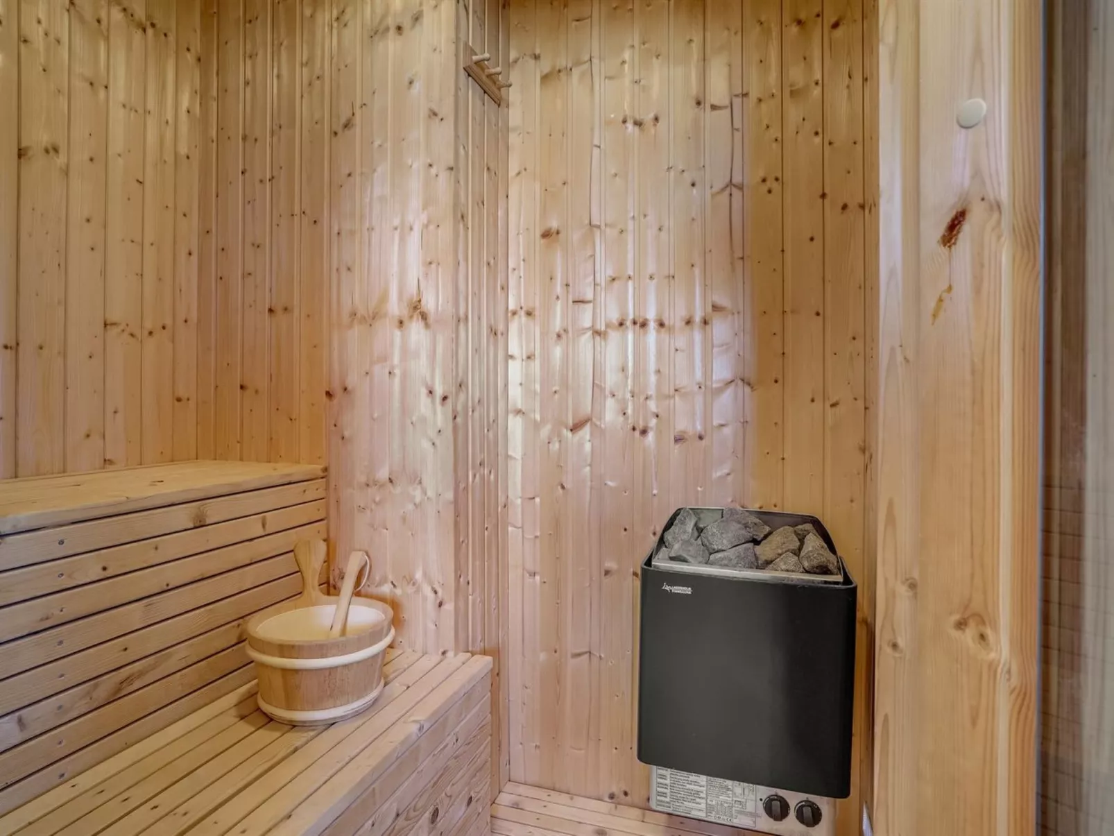 "Horsten" - 350m from the sea-Drinnen