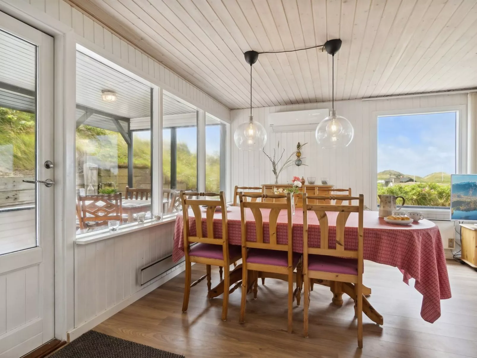 "Aghe" - 250m from the sea-Drinnen