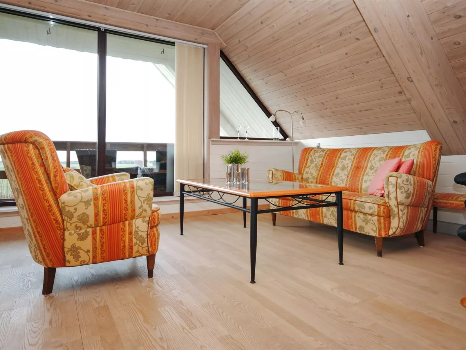 "Millie" - 3km to the fjord-Inside