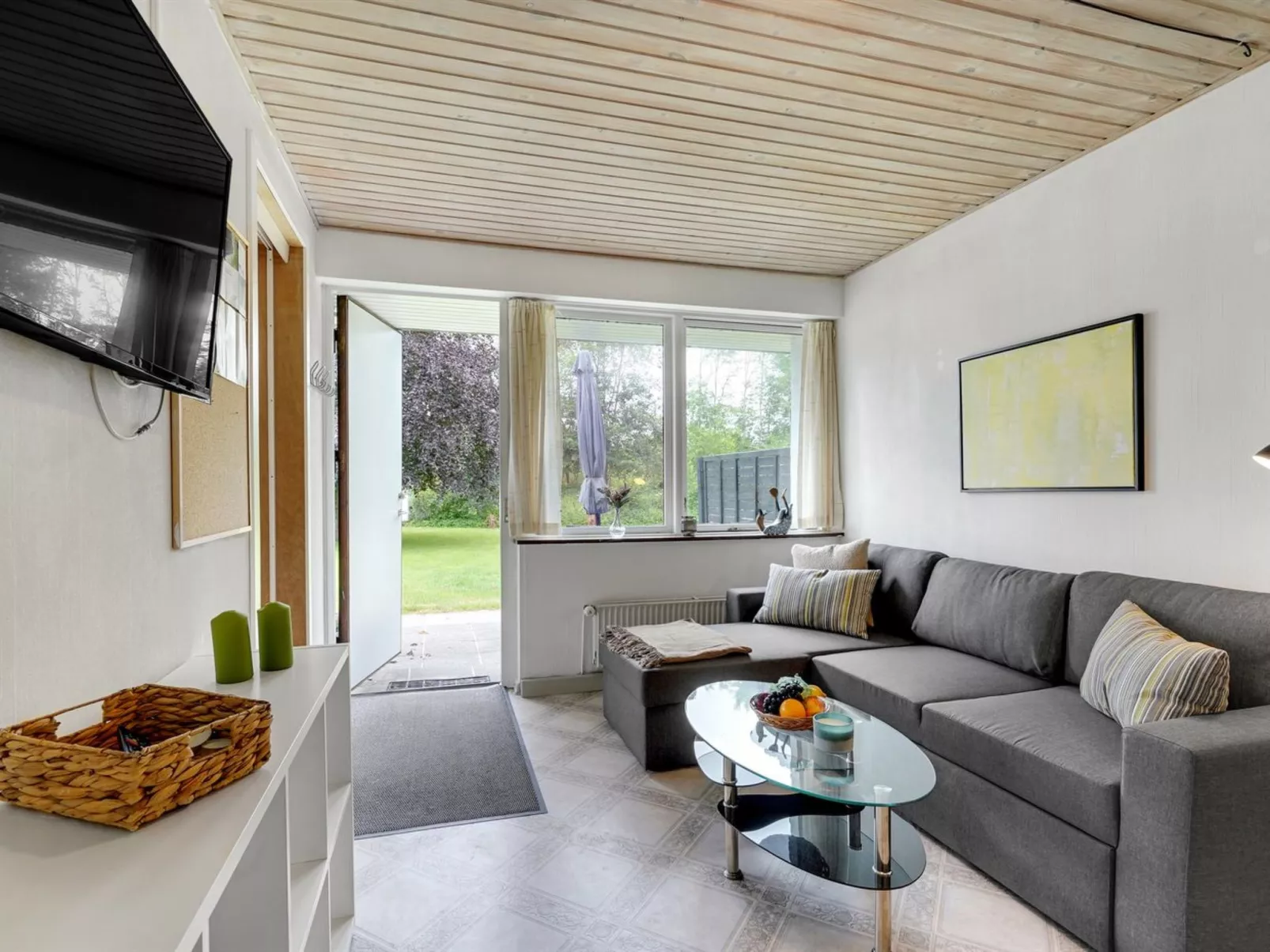 "Skarthi" - 20km from the sea-Dedans